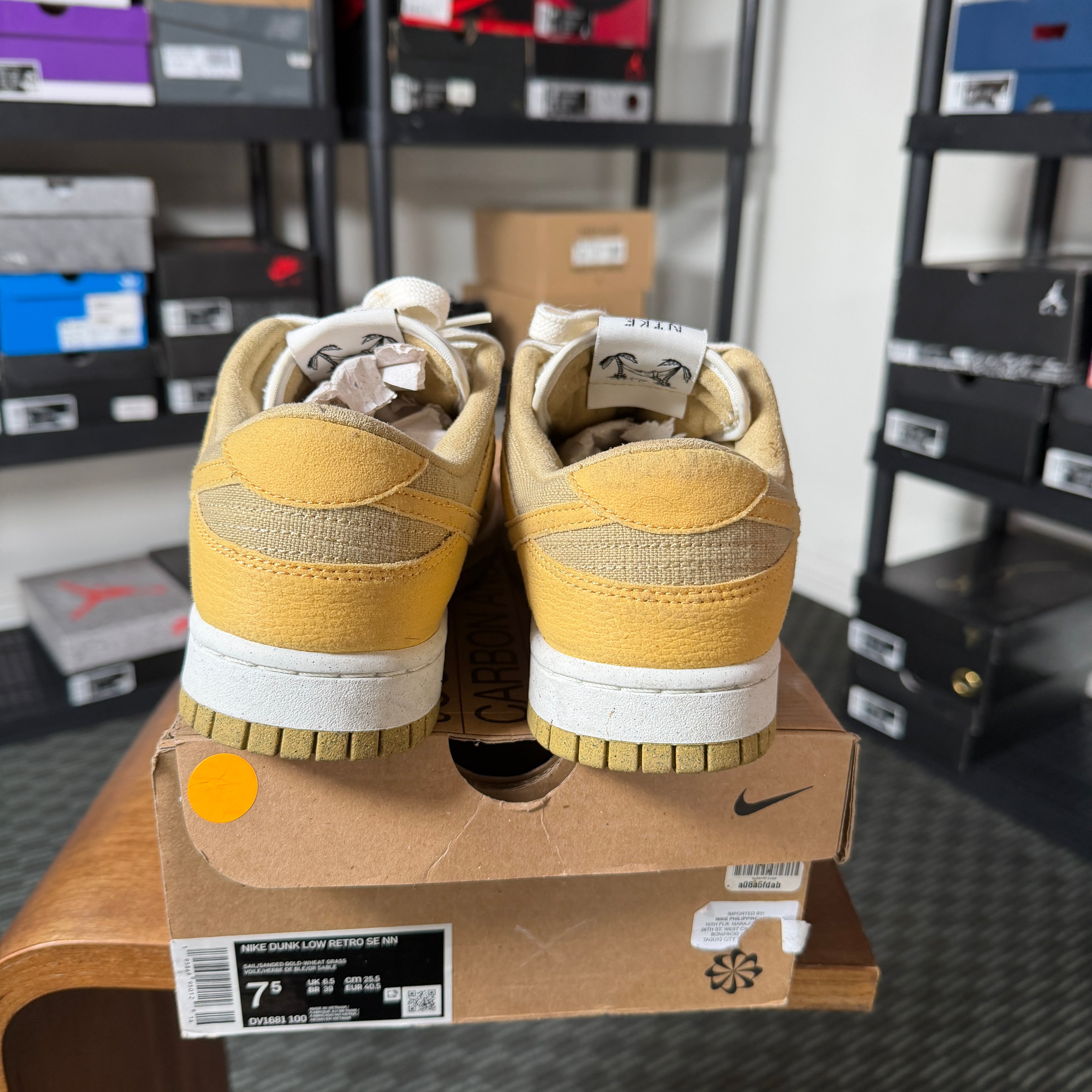 Nike Dunk Low Retro Sun Club Wheat Grass Orange