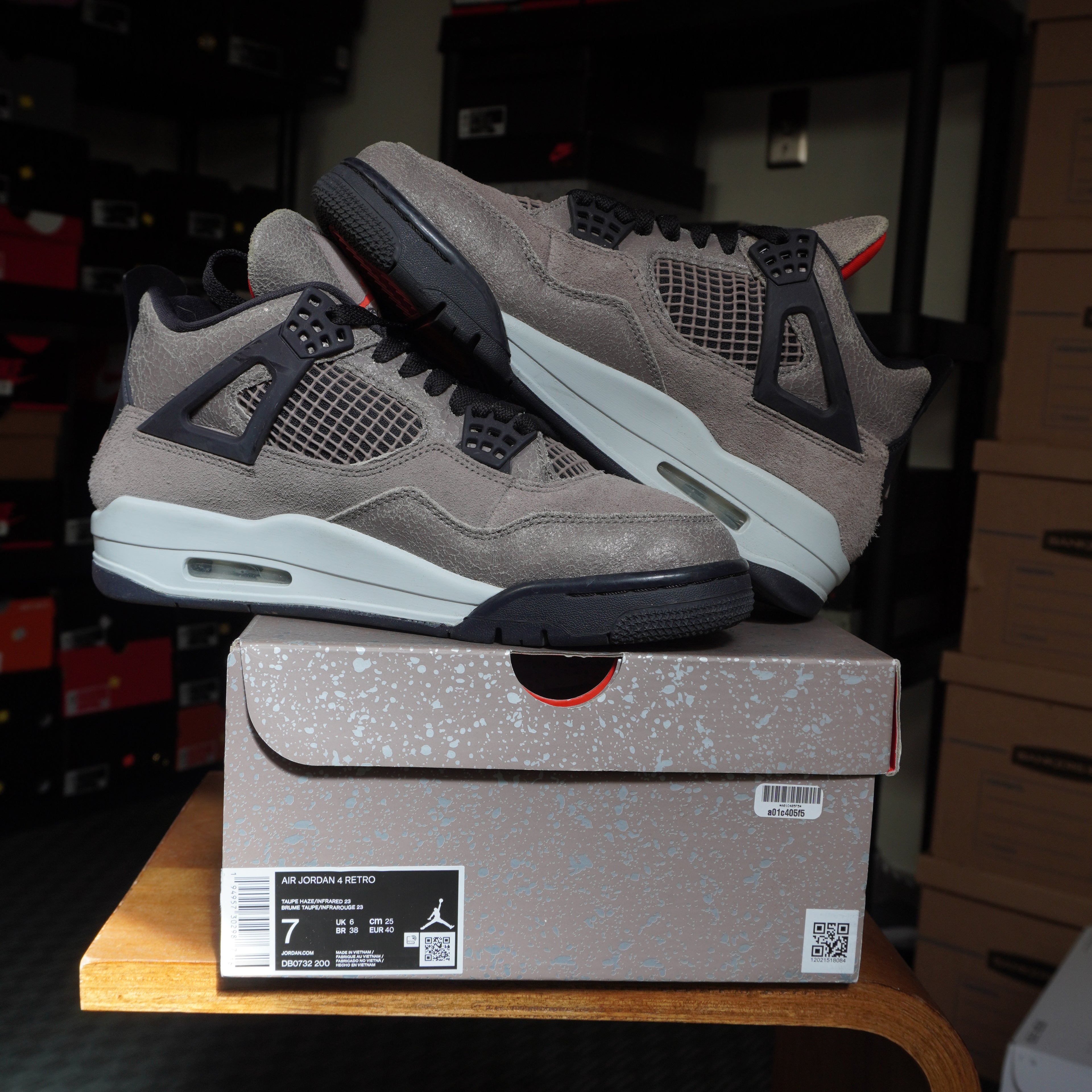 Jordan 4 Retro Taupe Haze