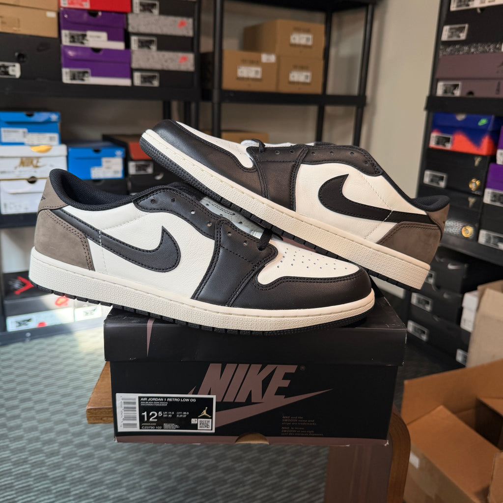 Jordan 1 Retro Low OG Mocha