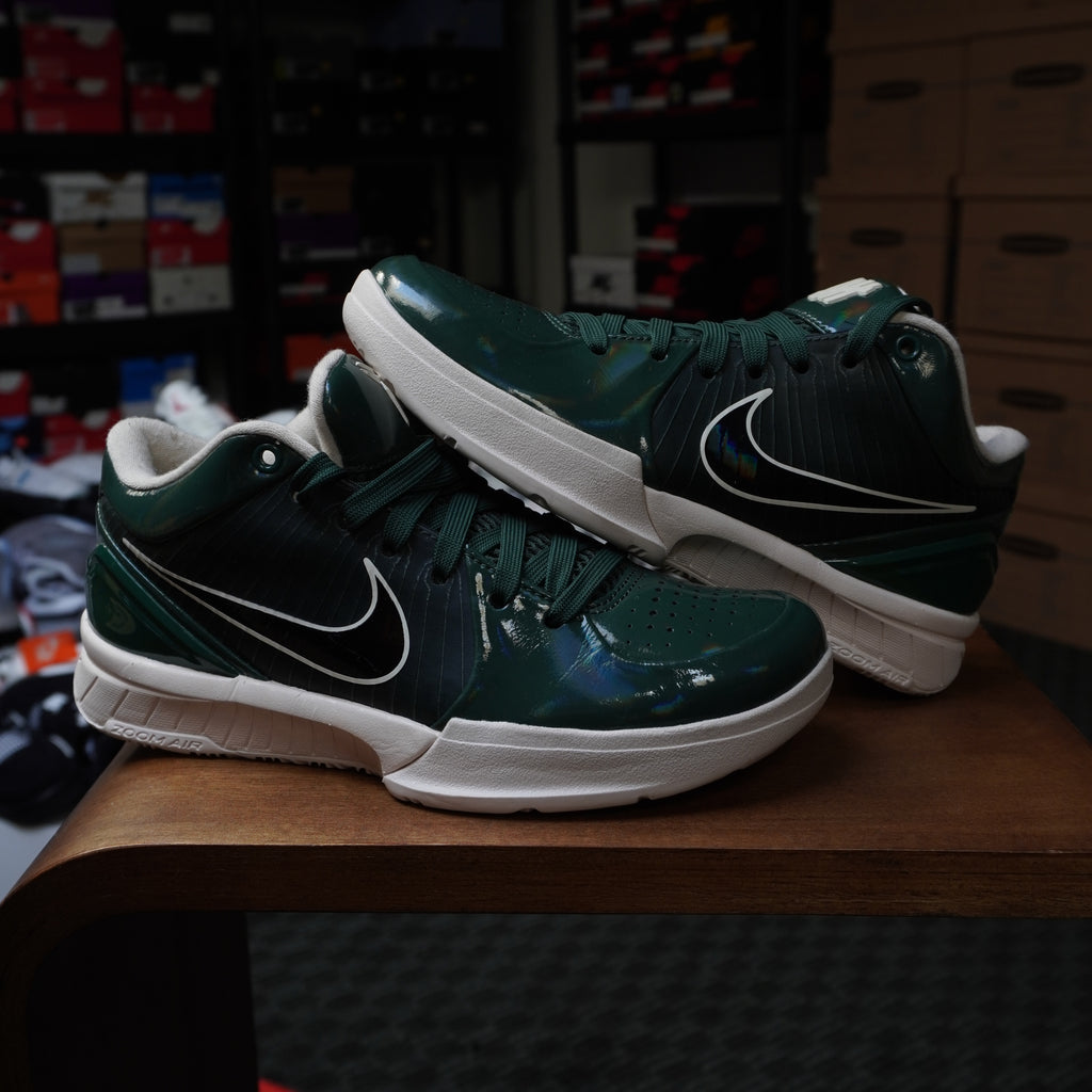 Nike Kobe 4 Protro Undefeated Milwaukee Bucks
