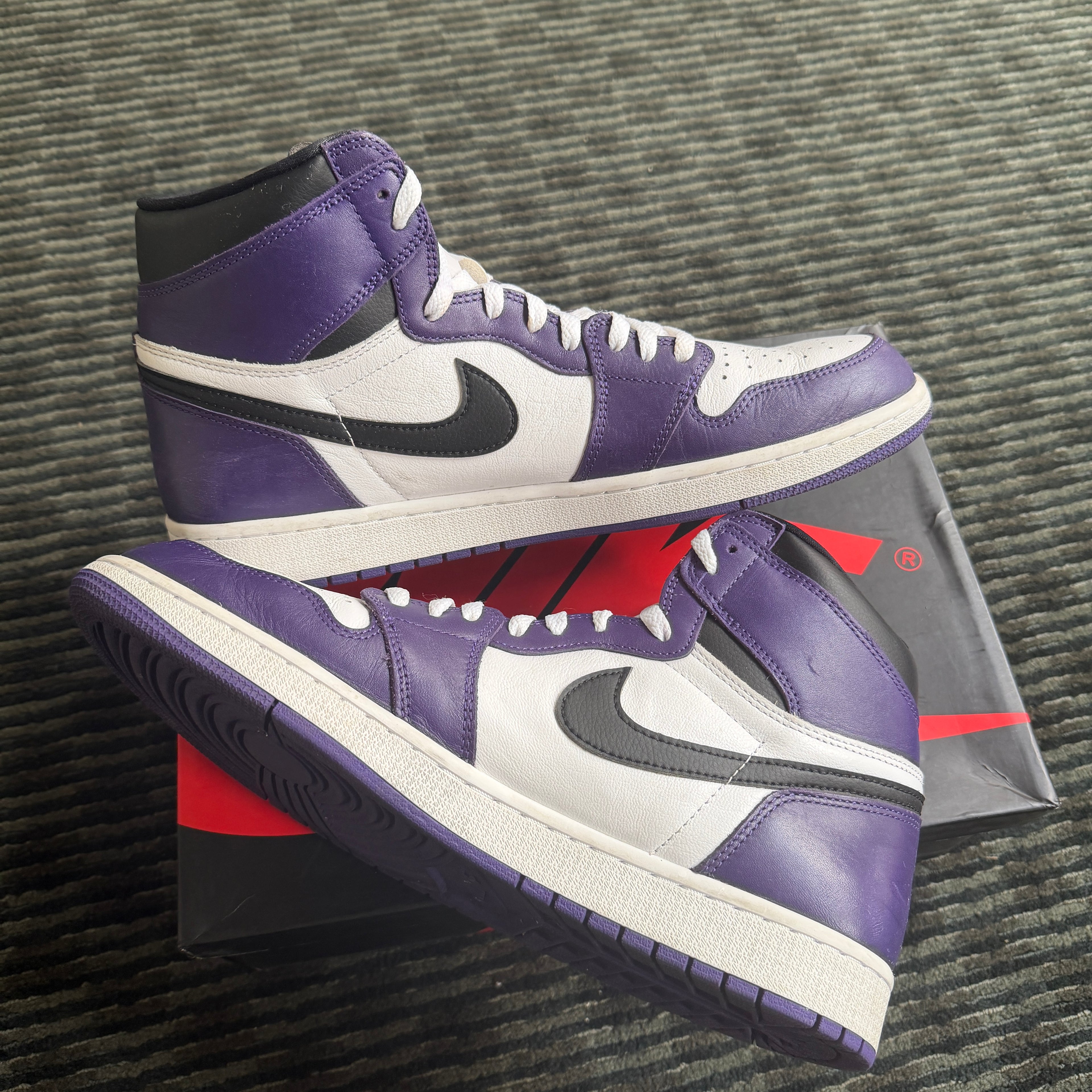 Jordan 1 Retro High Court Purple White