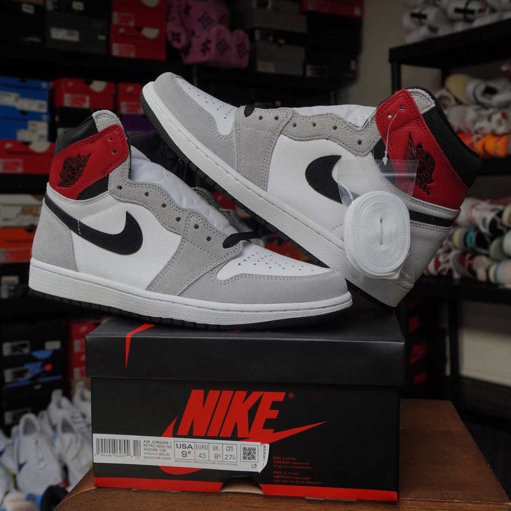 Jordan 1 Retro High Light Smoke Grey