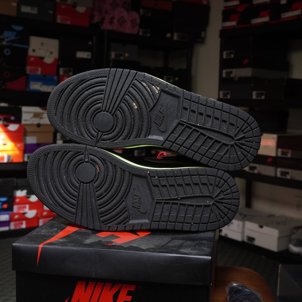 Air Jordan 1 Retro High Tokyo Bio Hack
