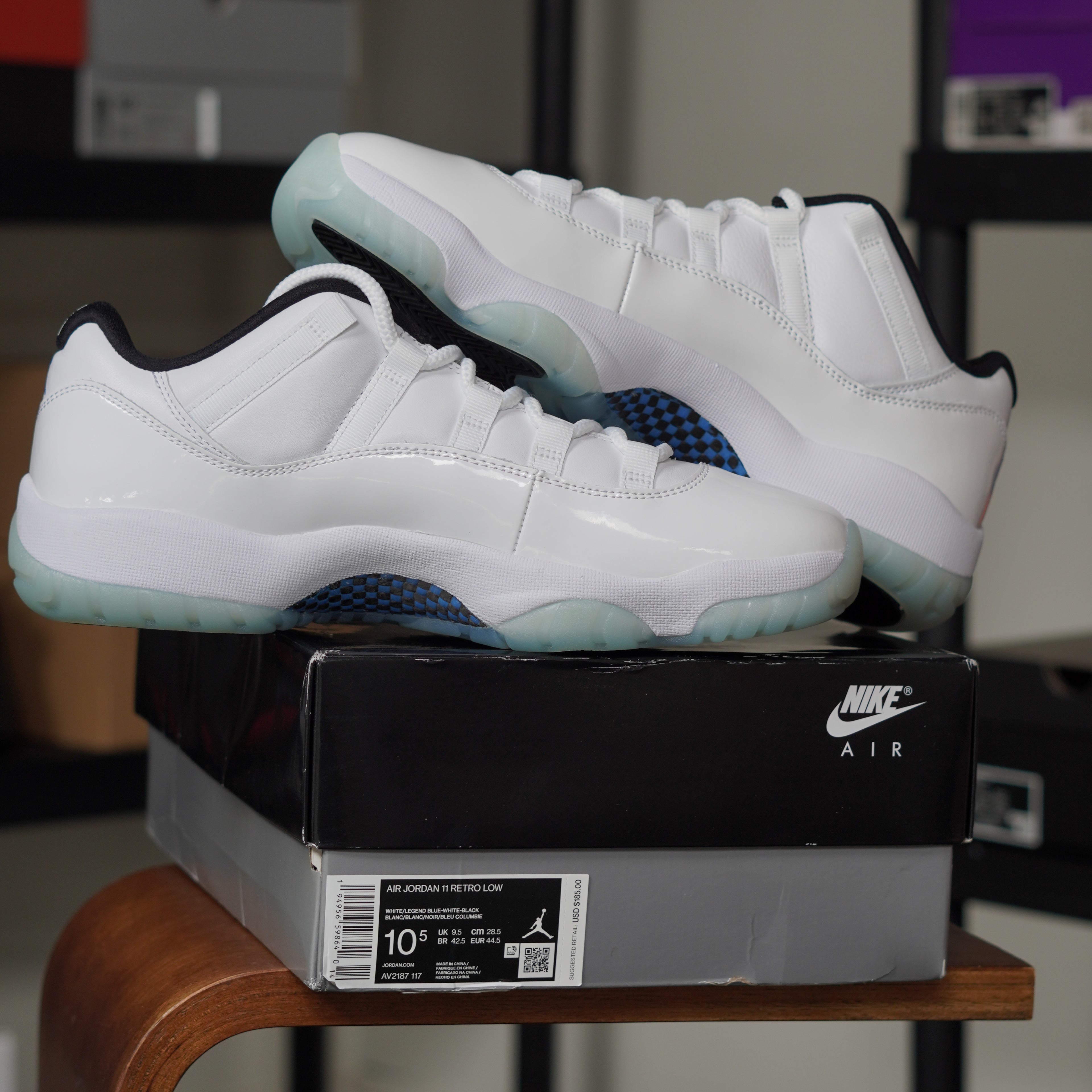 Jordan 11 Retro Low Legend Blue