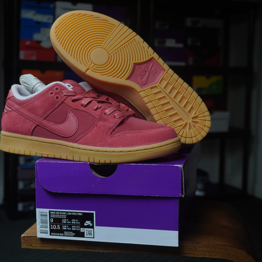Nike SB Dunk Low Adobe