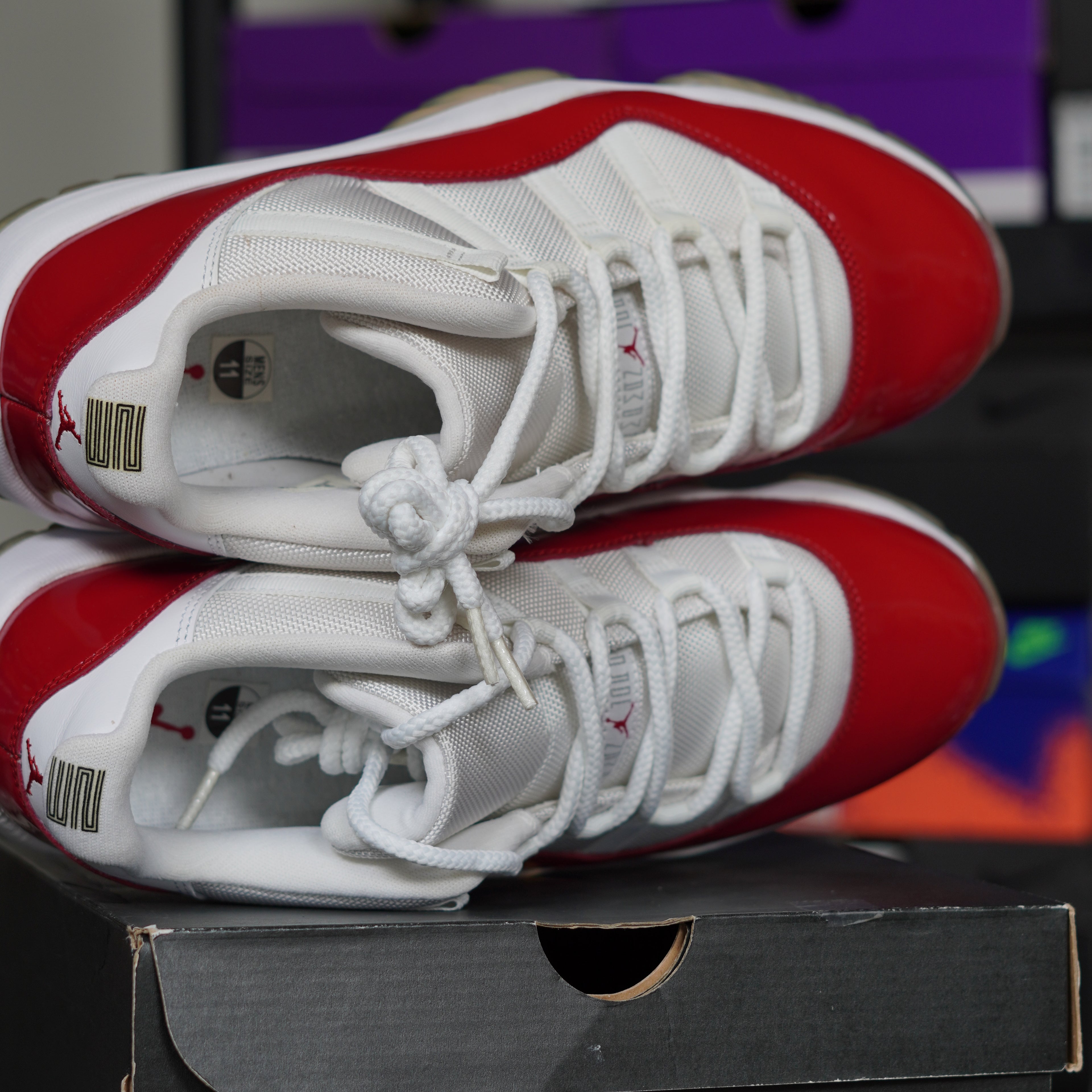 Jordan 11 Retro Low Cherry (2016)