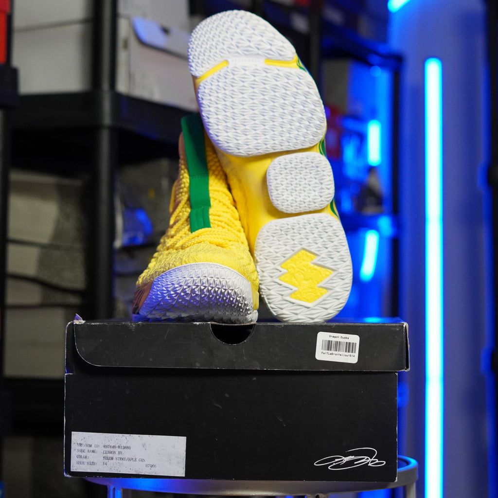 Nike Lebron 15 Oregon PE Yellow