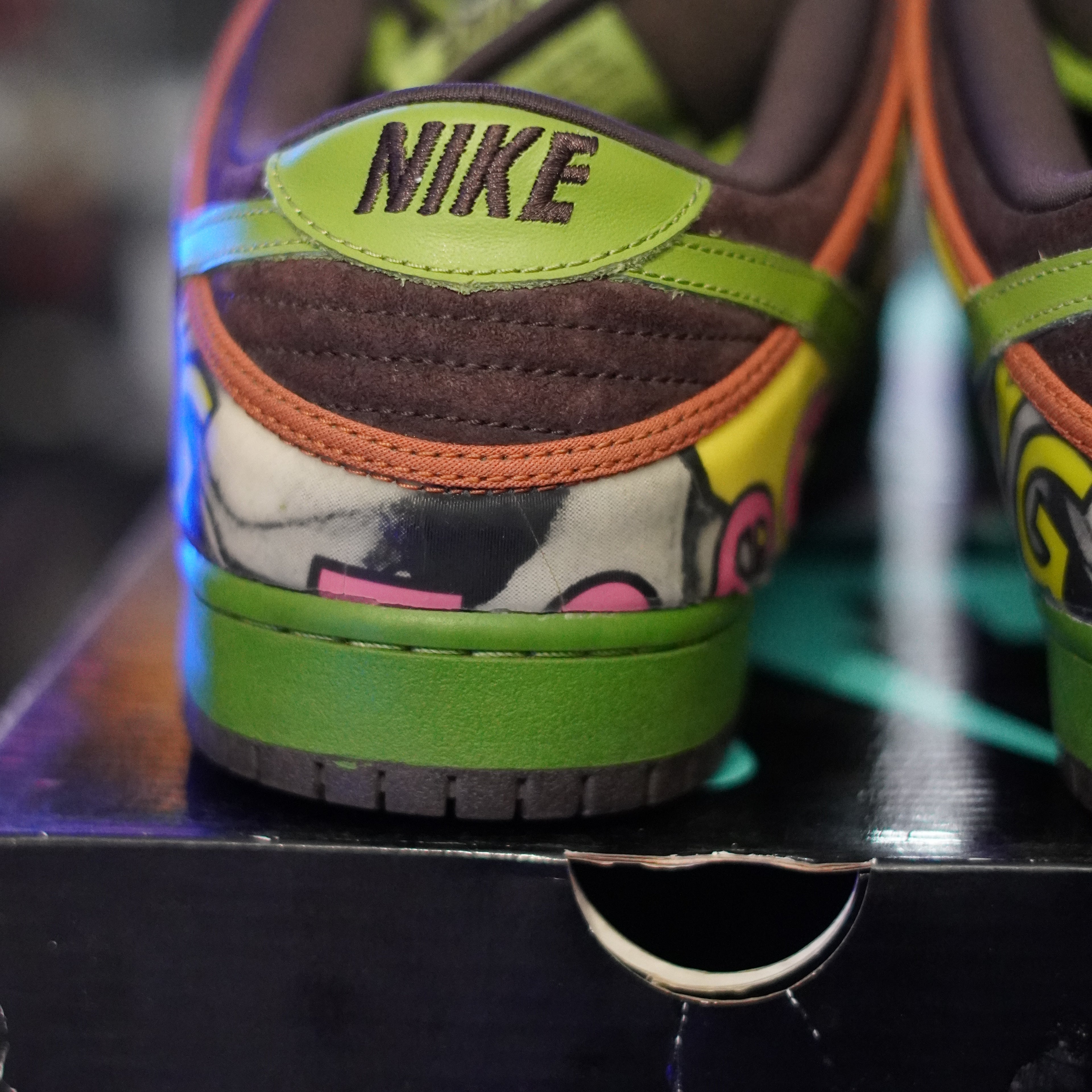 Nike SB Dunk Low De La Soul (2015)