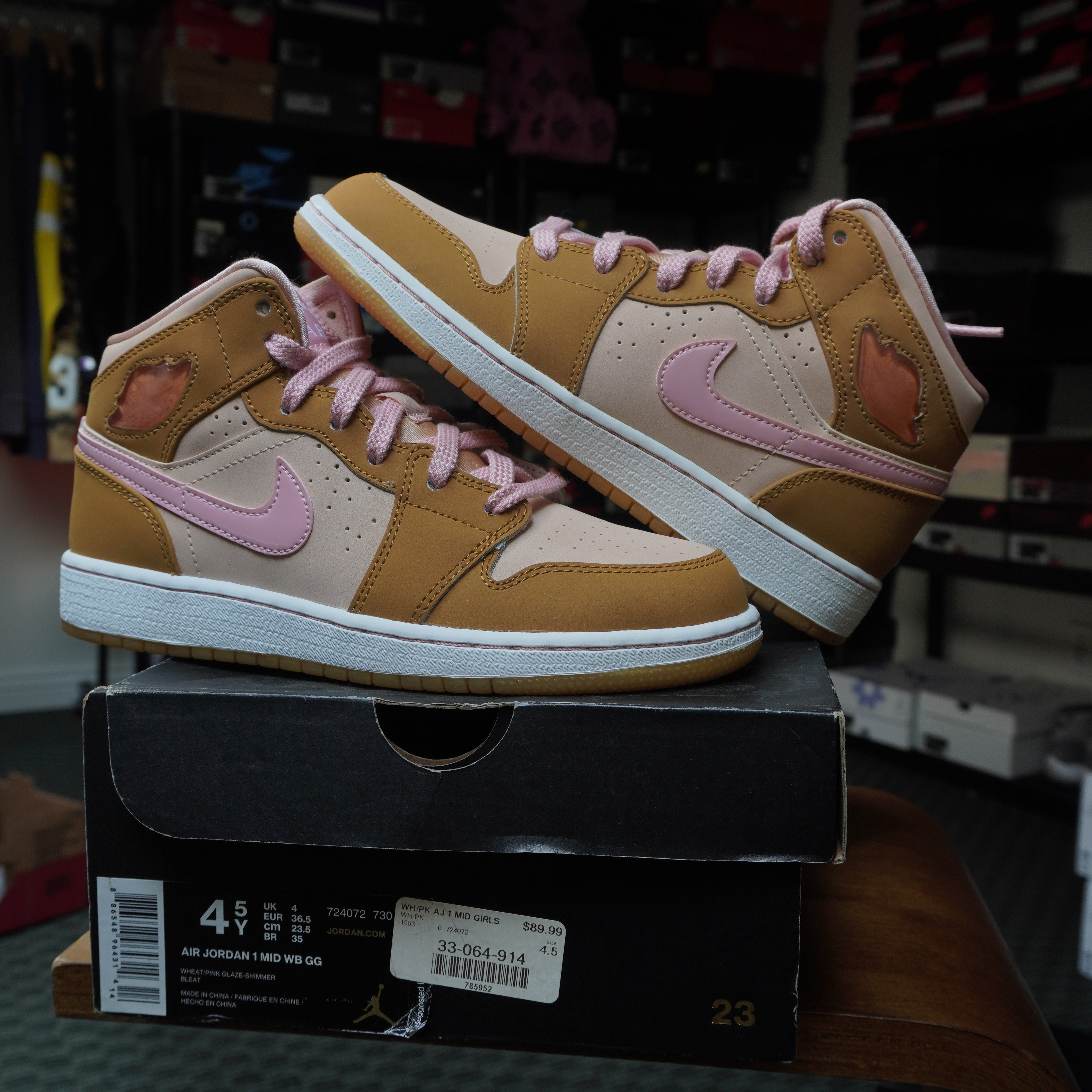 Jordan 1 Retro Lola Bunny (GS)
