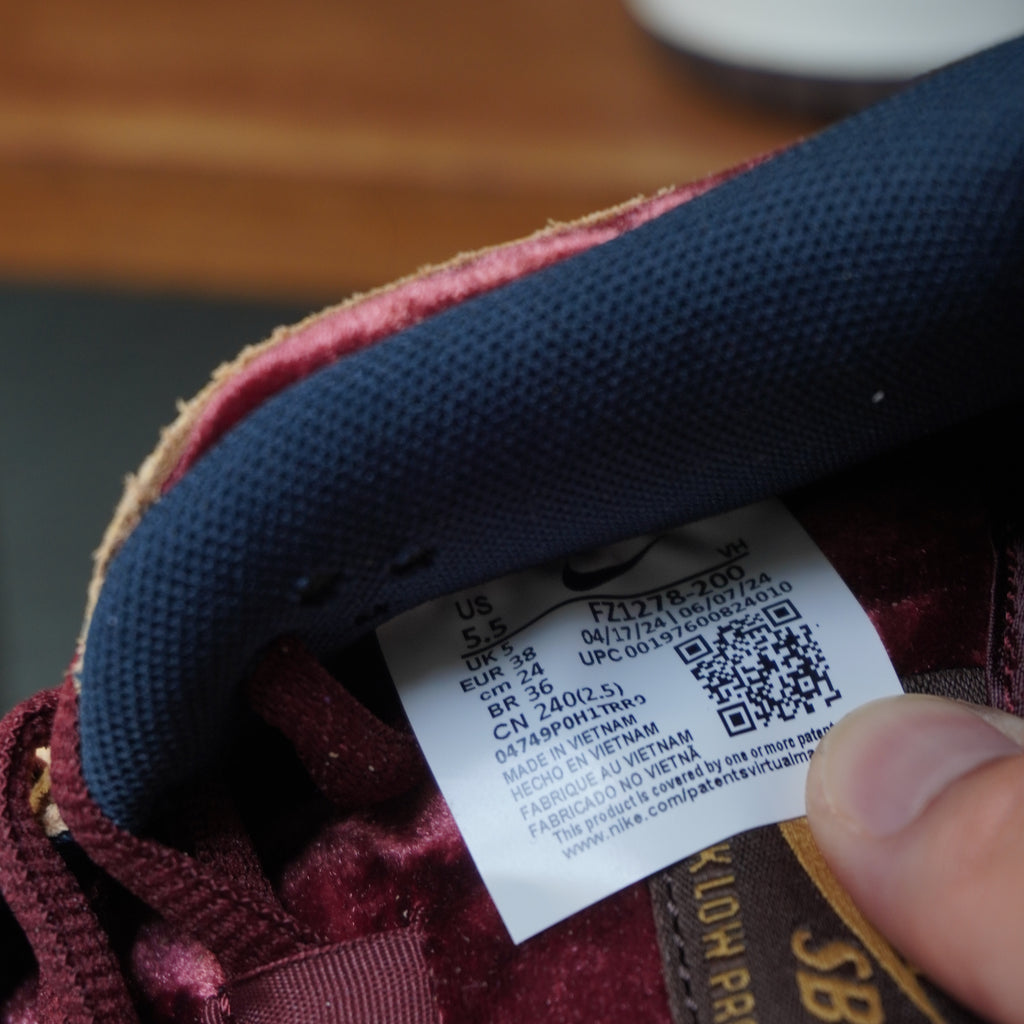 Nike SB Dunk Low City of Cinema