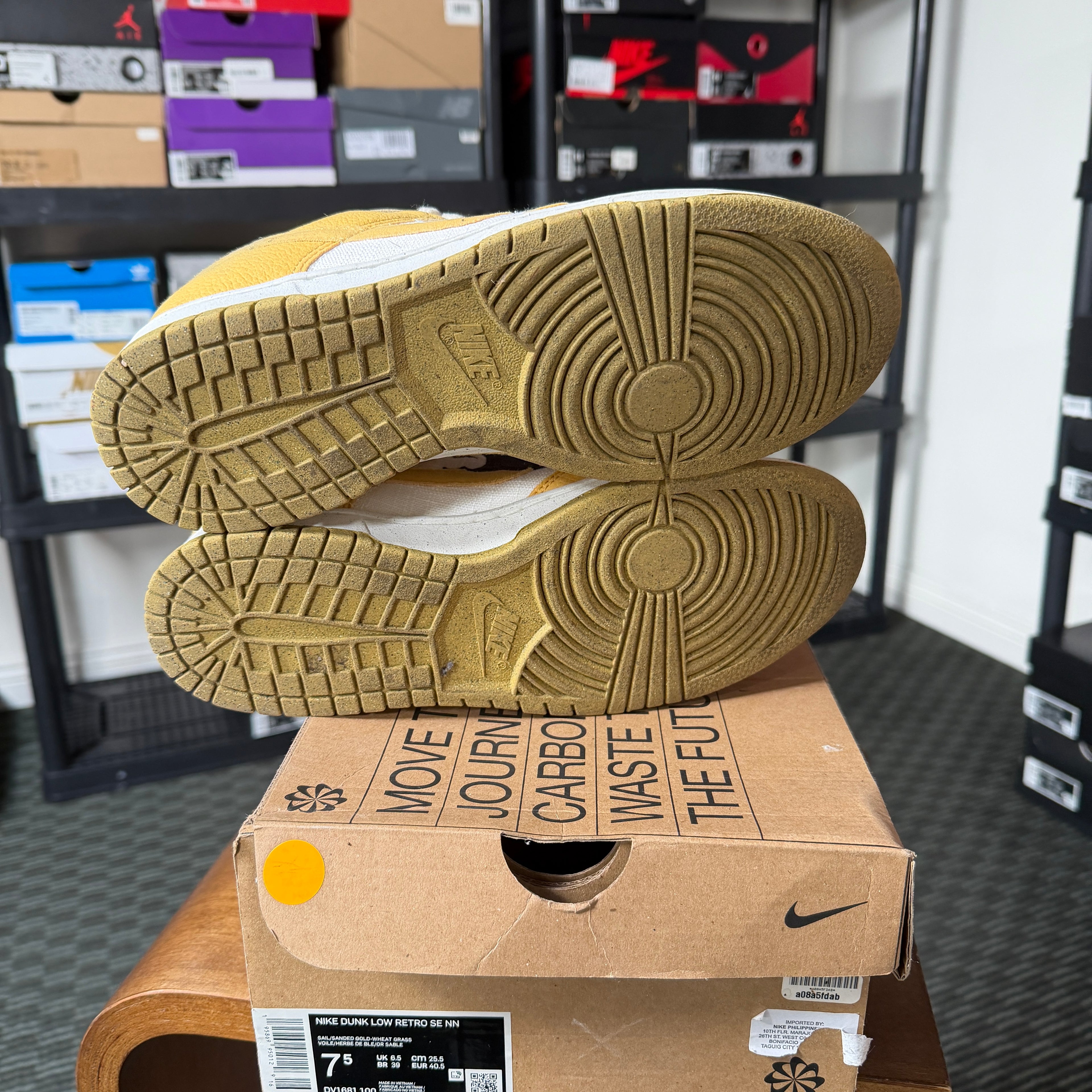 Nike Dunk Low Retro Sun Club Wheat Grass Orange