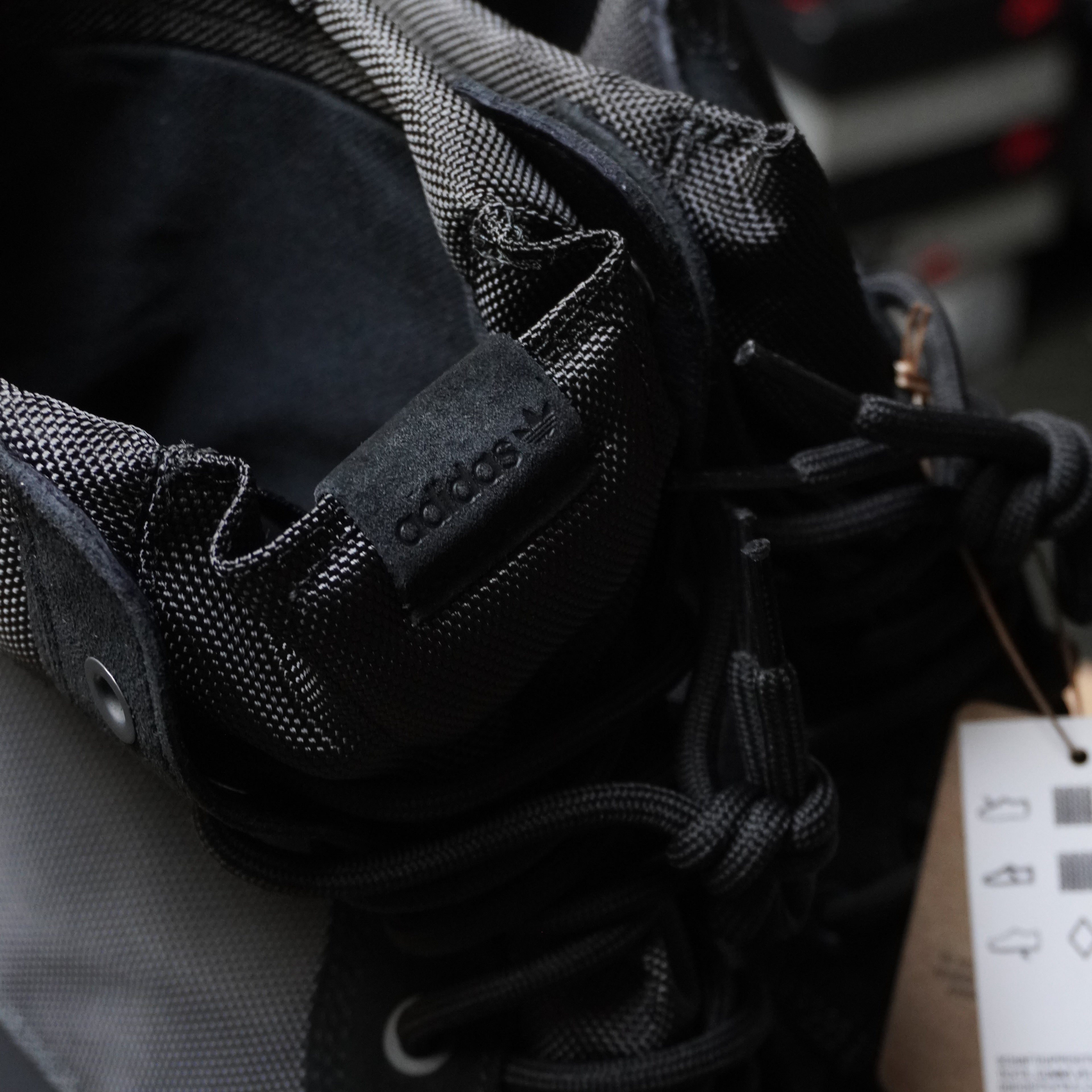 adidas Yeezy 950 Pirate Black (2023)