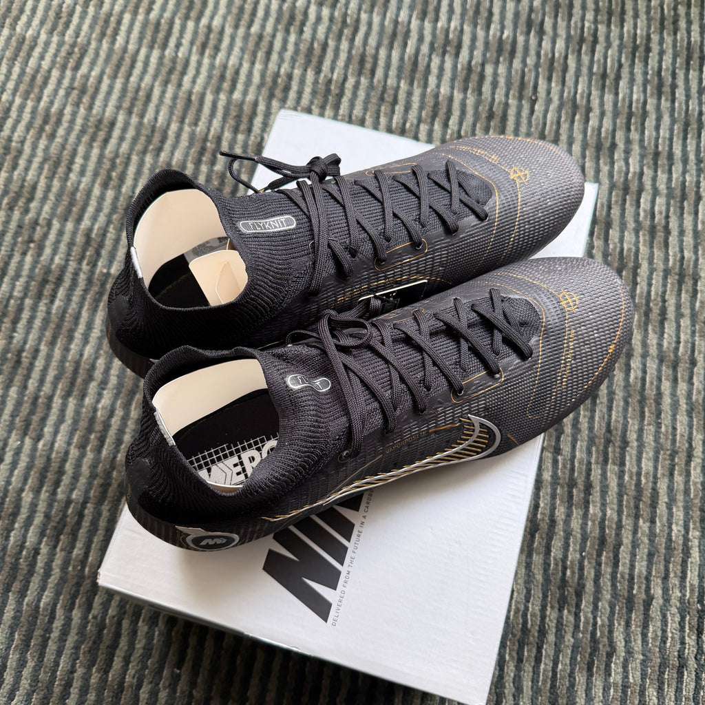 Nike Mercurial Superfly 8 FG Black Metallic Silver Gold