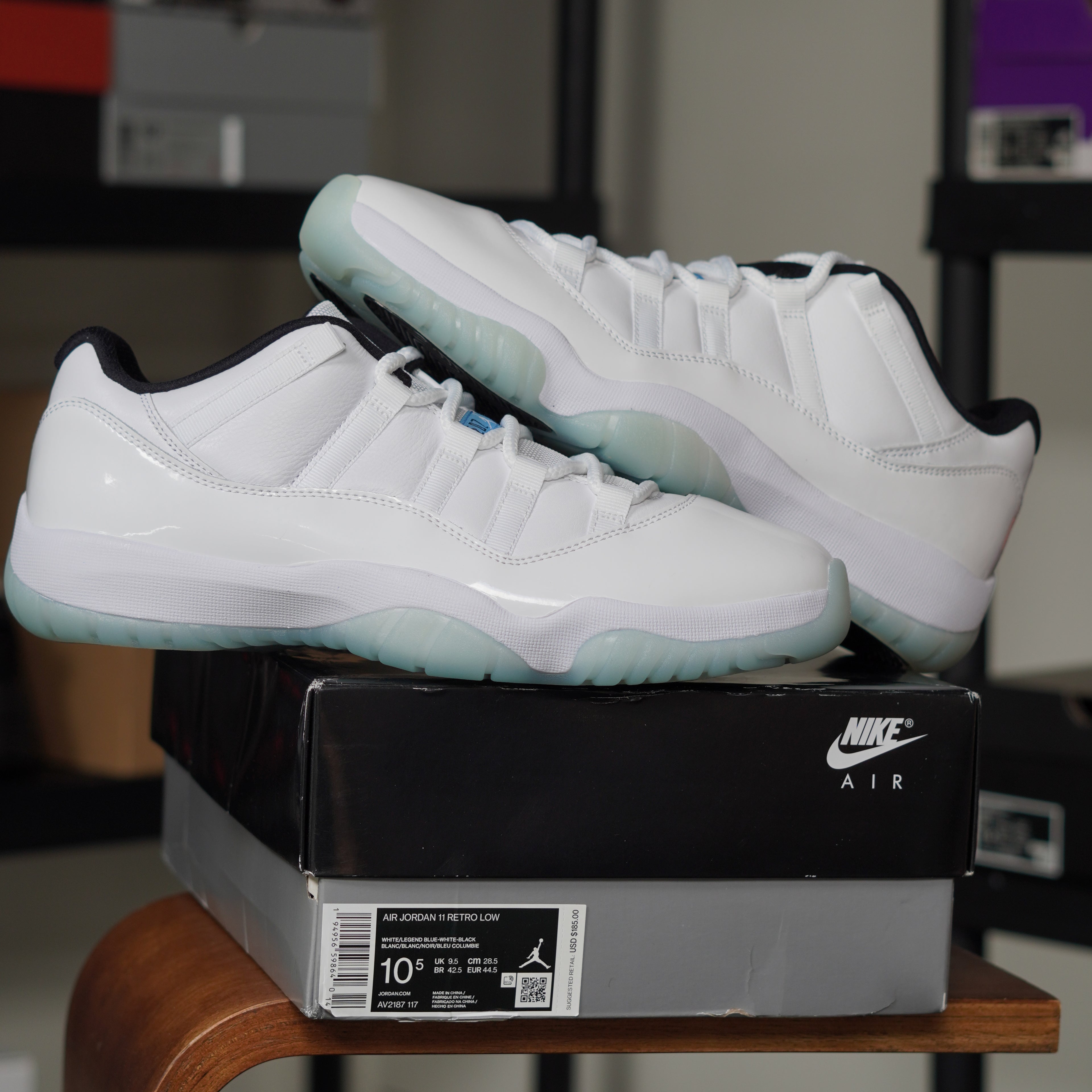 Jordan 11 Retro Low Legend Blue