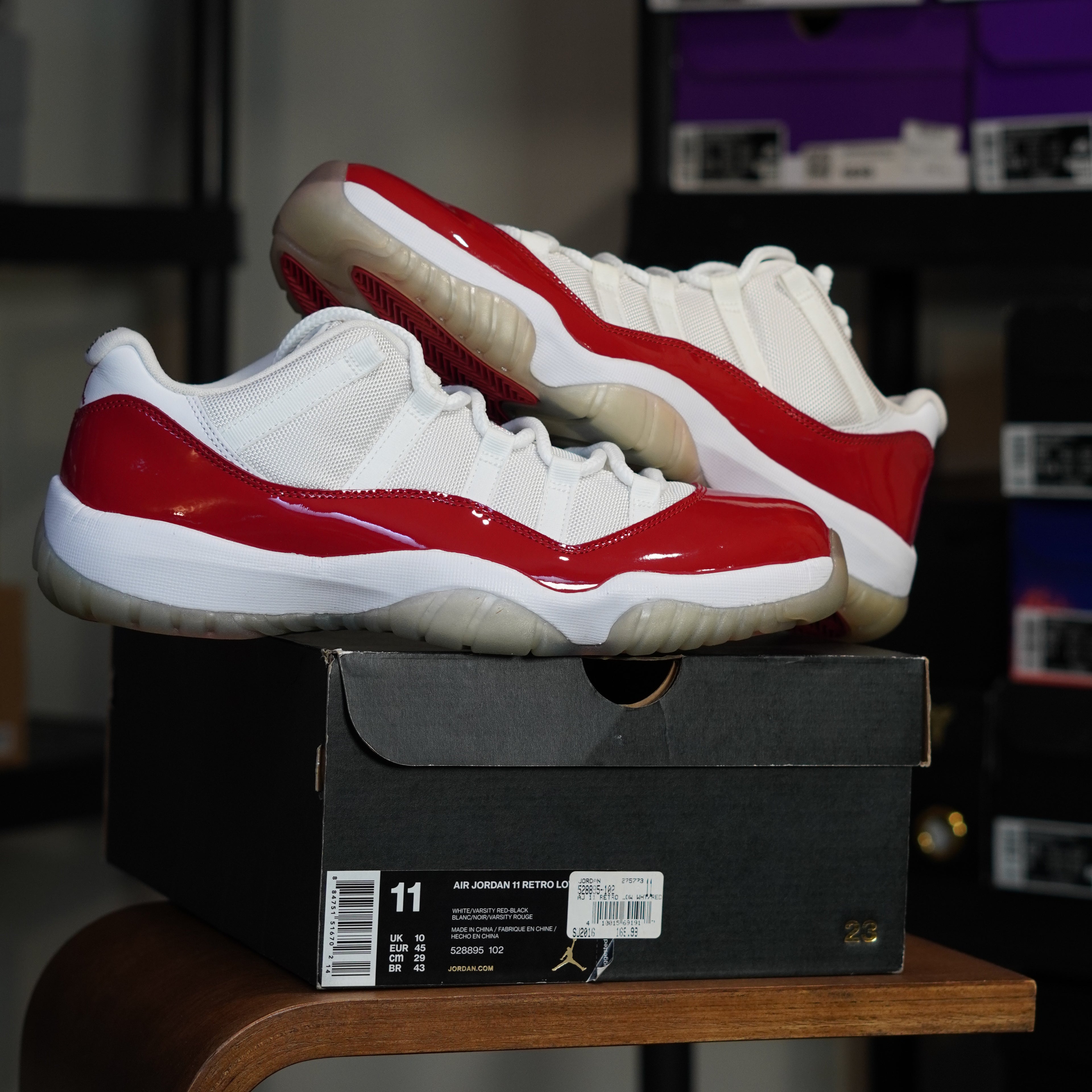 Jordan 11 Retro Low Cherry (2016)