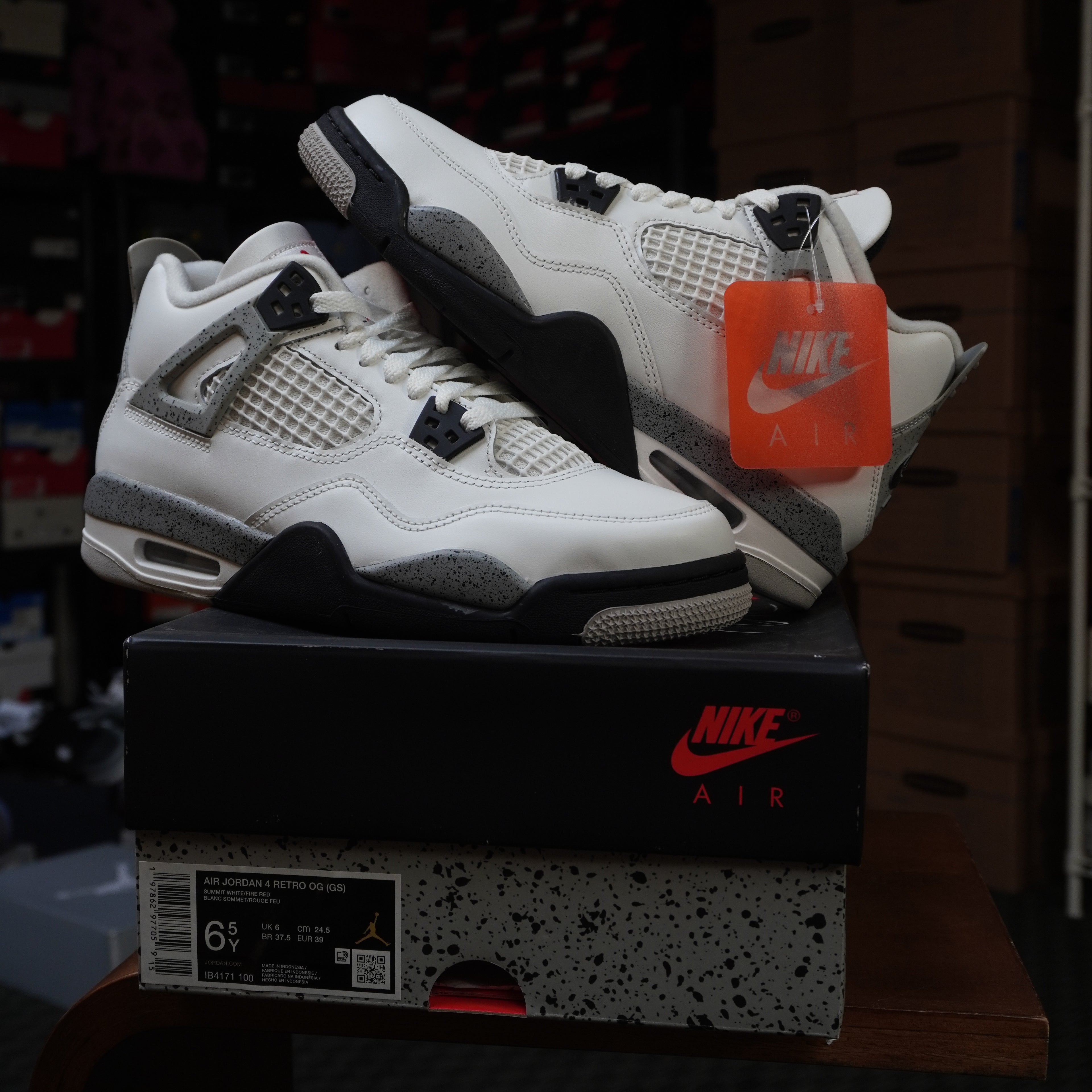 Air Jordan 4 Retro White Cement (2025) GS