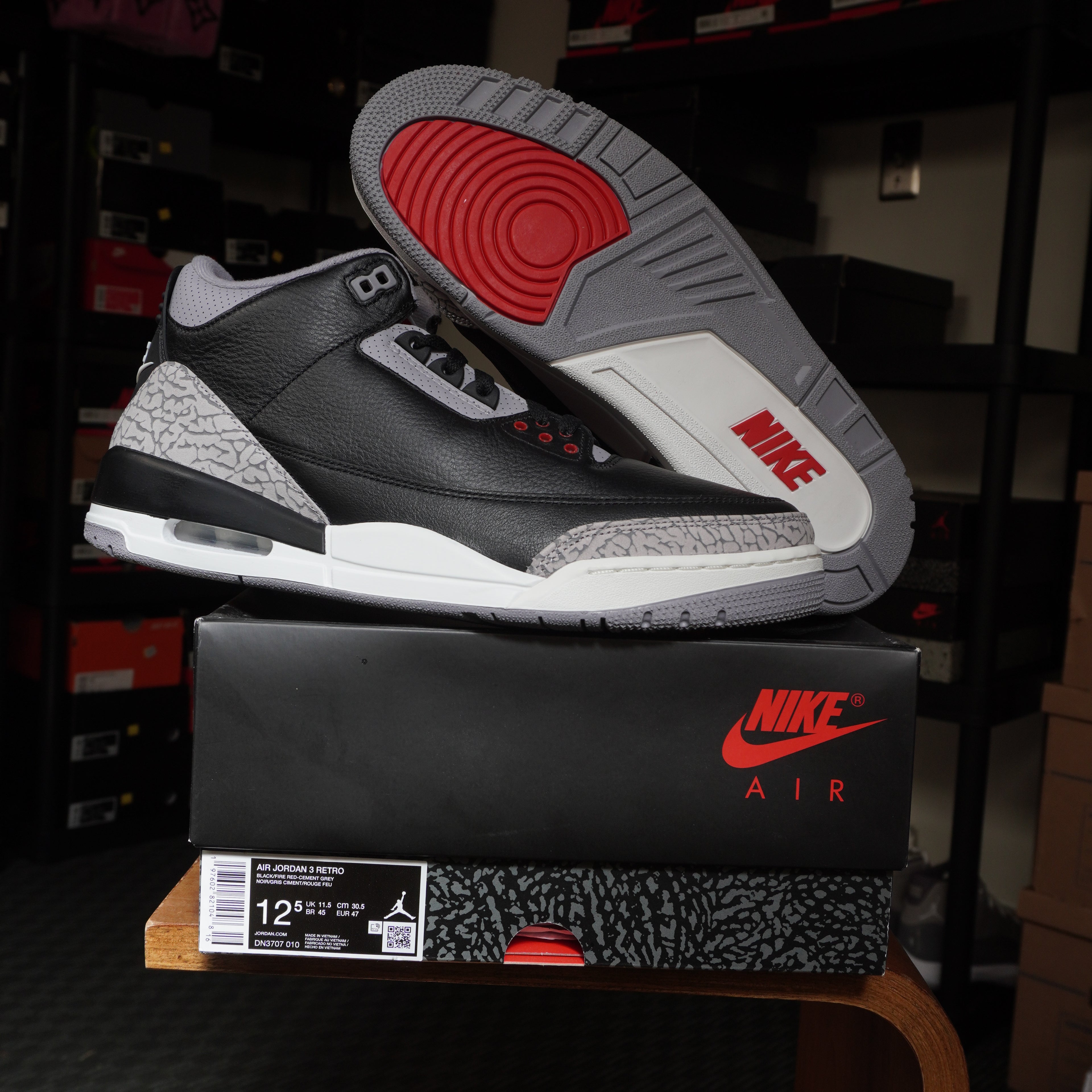 Jordan 3 Retro OG Black Cement (2024)