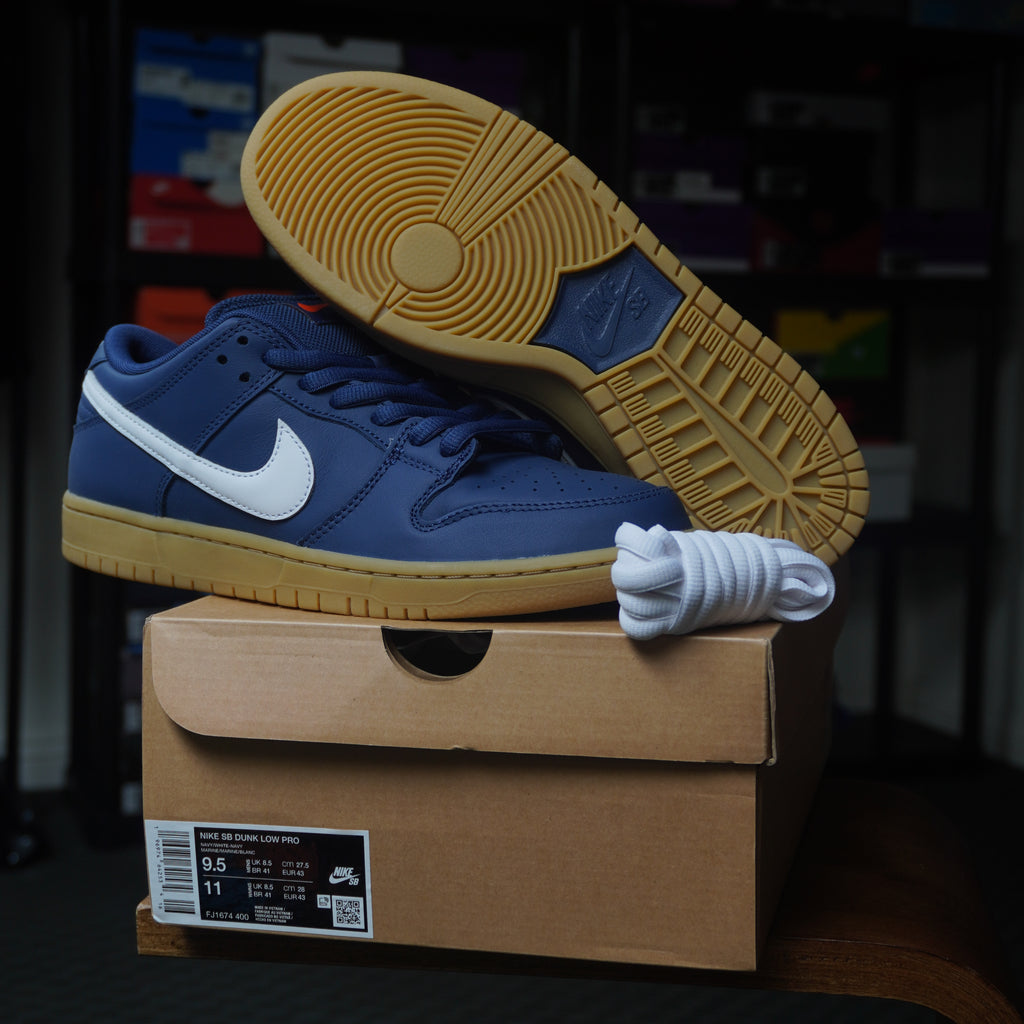 Nike SB Dunk Low Navy Gum