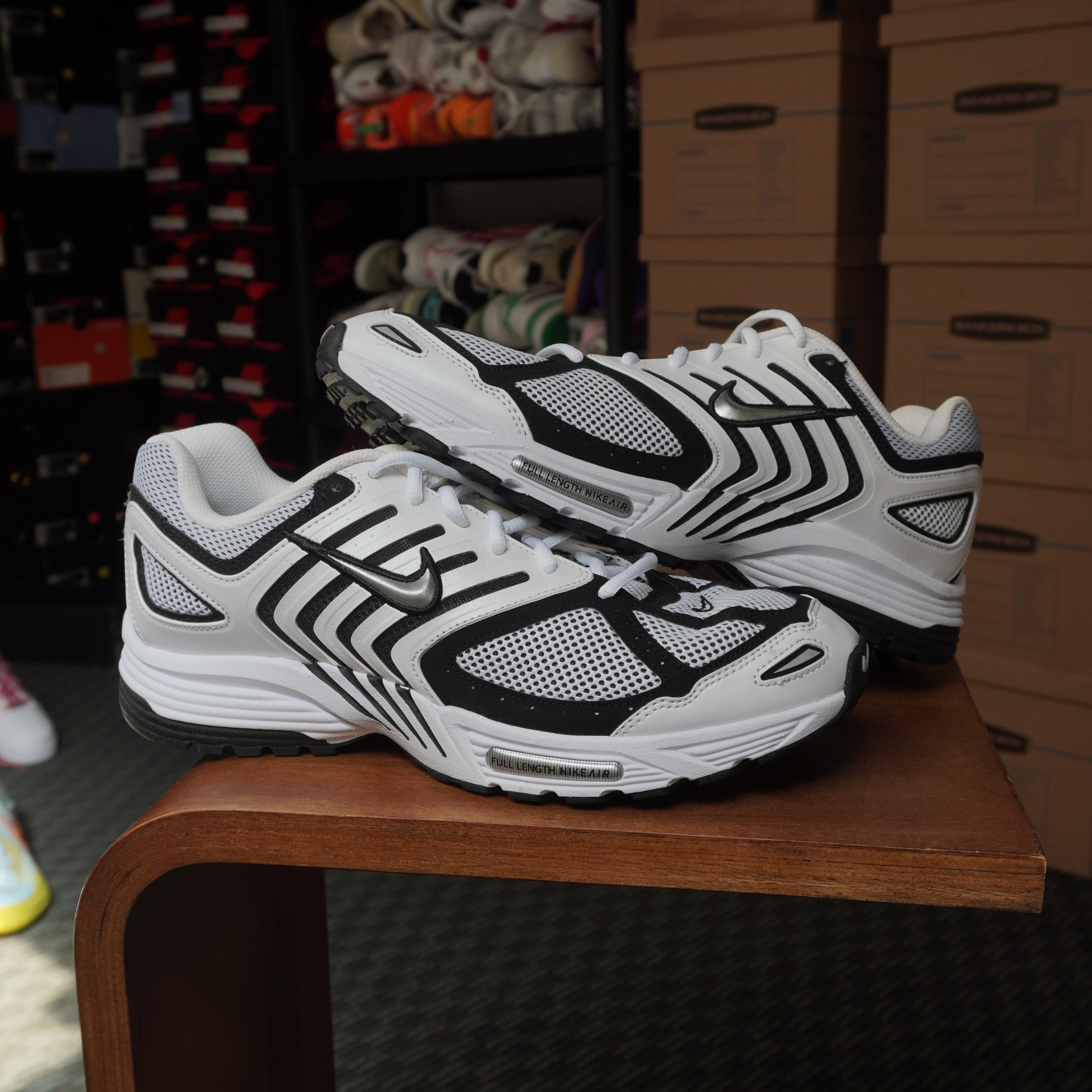 Nike Air Peg 2K5 White Black
