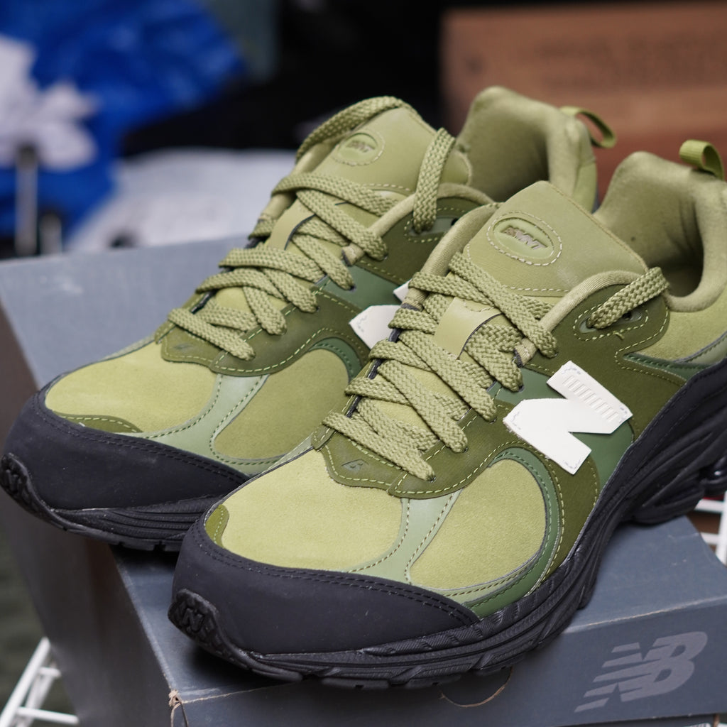 New Balance 2002R The Basement Moss Green