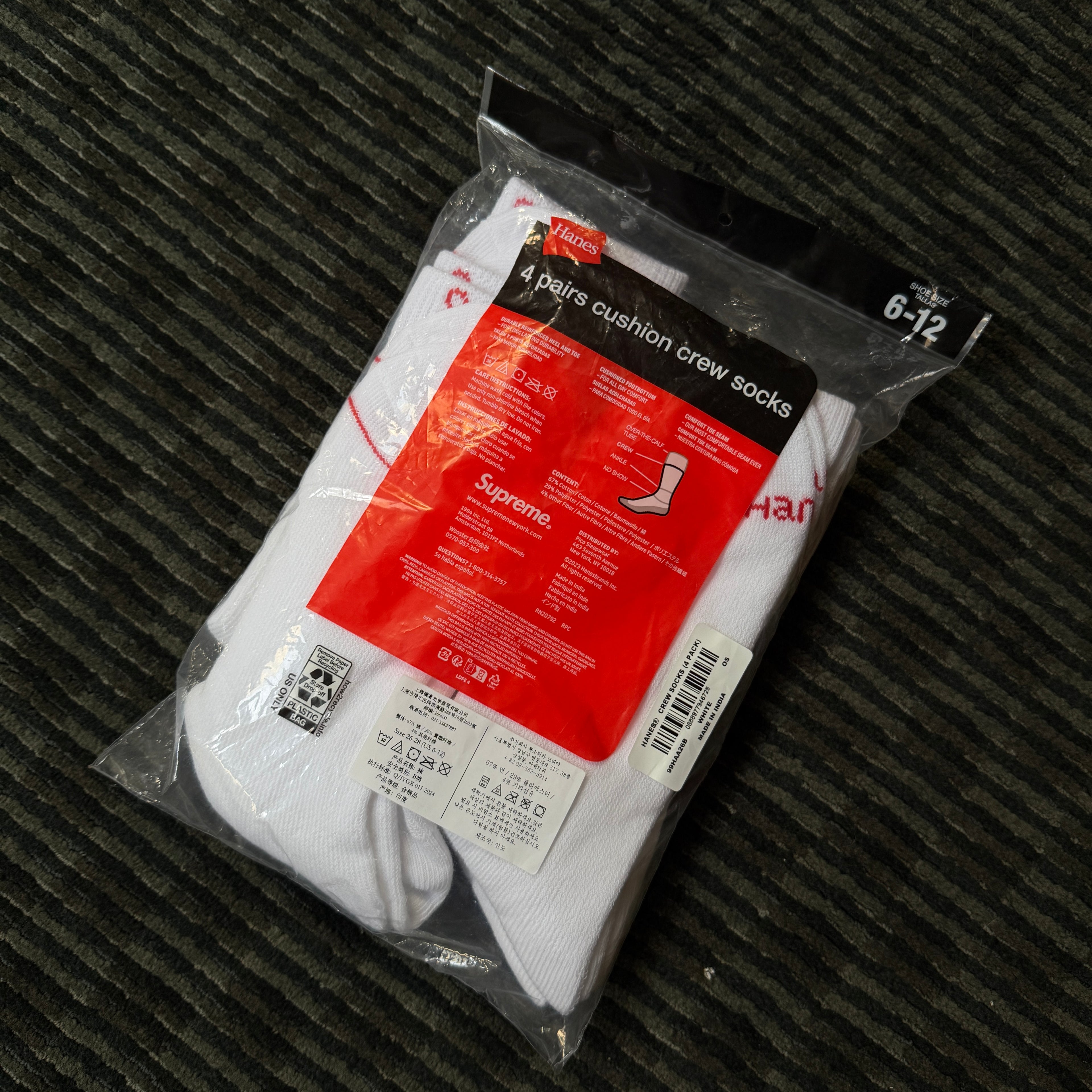 Supreme Hanes Crew Socks