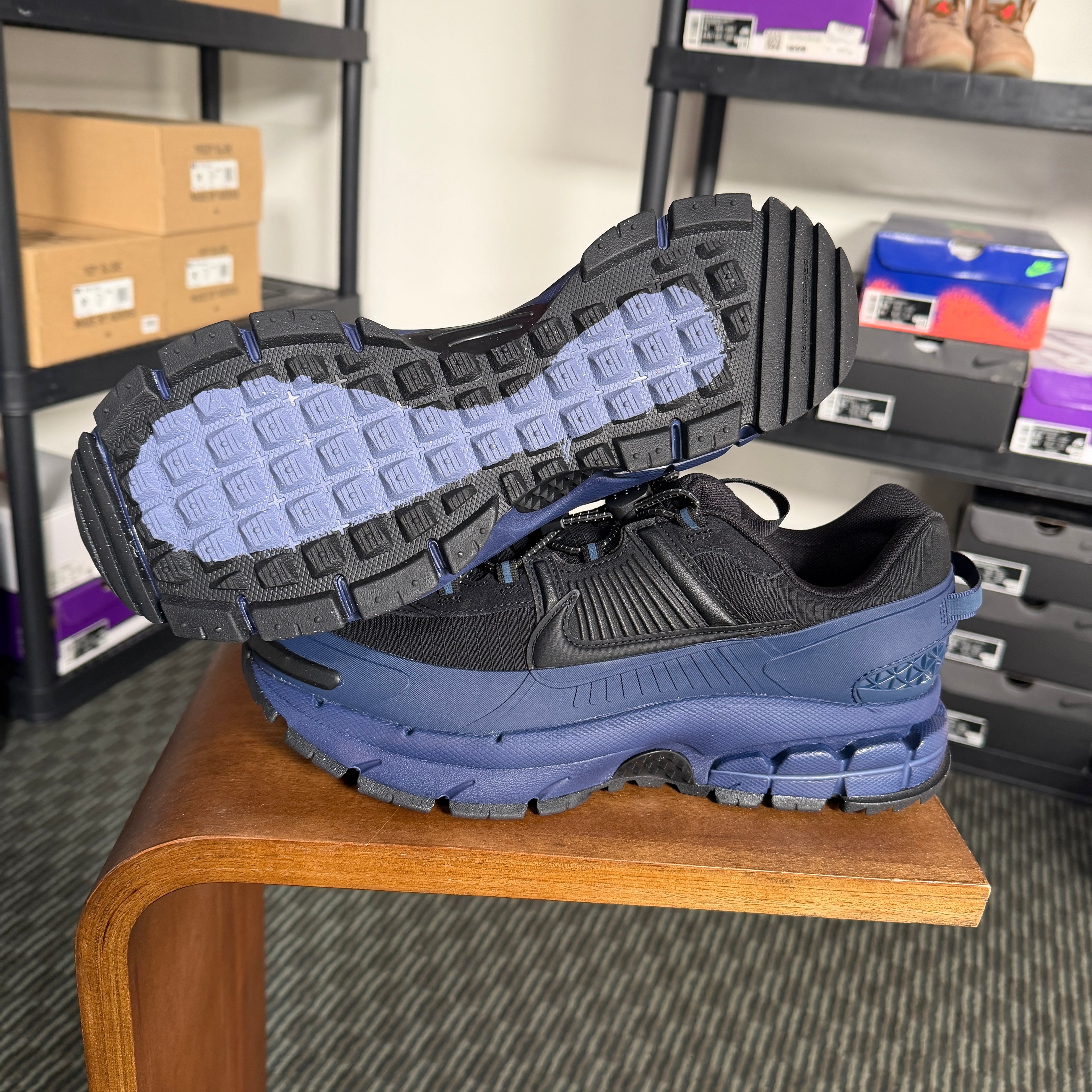 Nike Zoom Vomero 5 Roam Midnight Navy Black