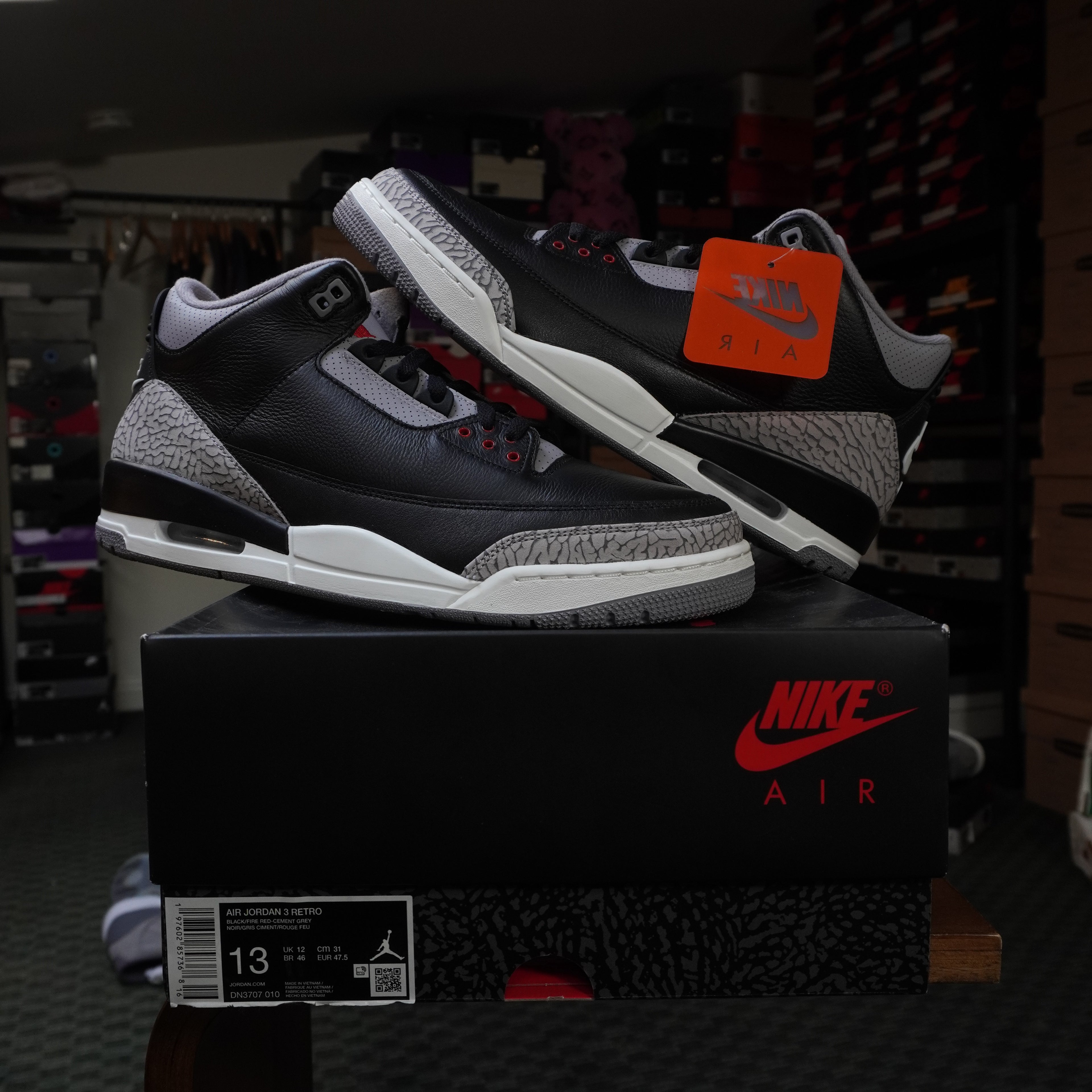 Jordan 3 Retro OG Black Cement (2024)