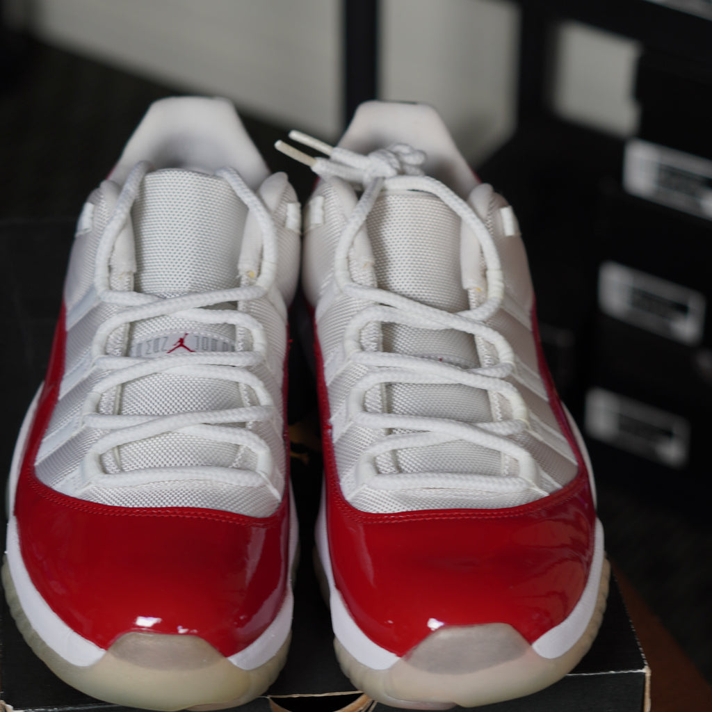 Jordan 11 Retro Low Cherry (2016)