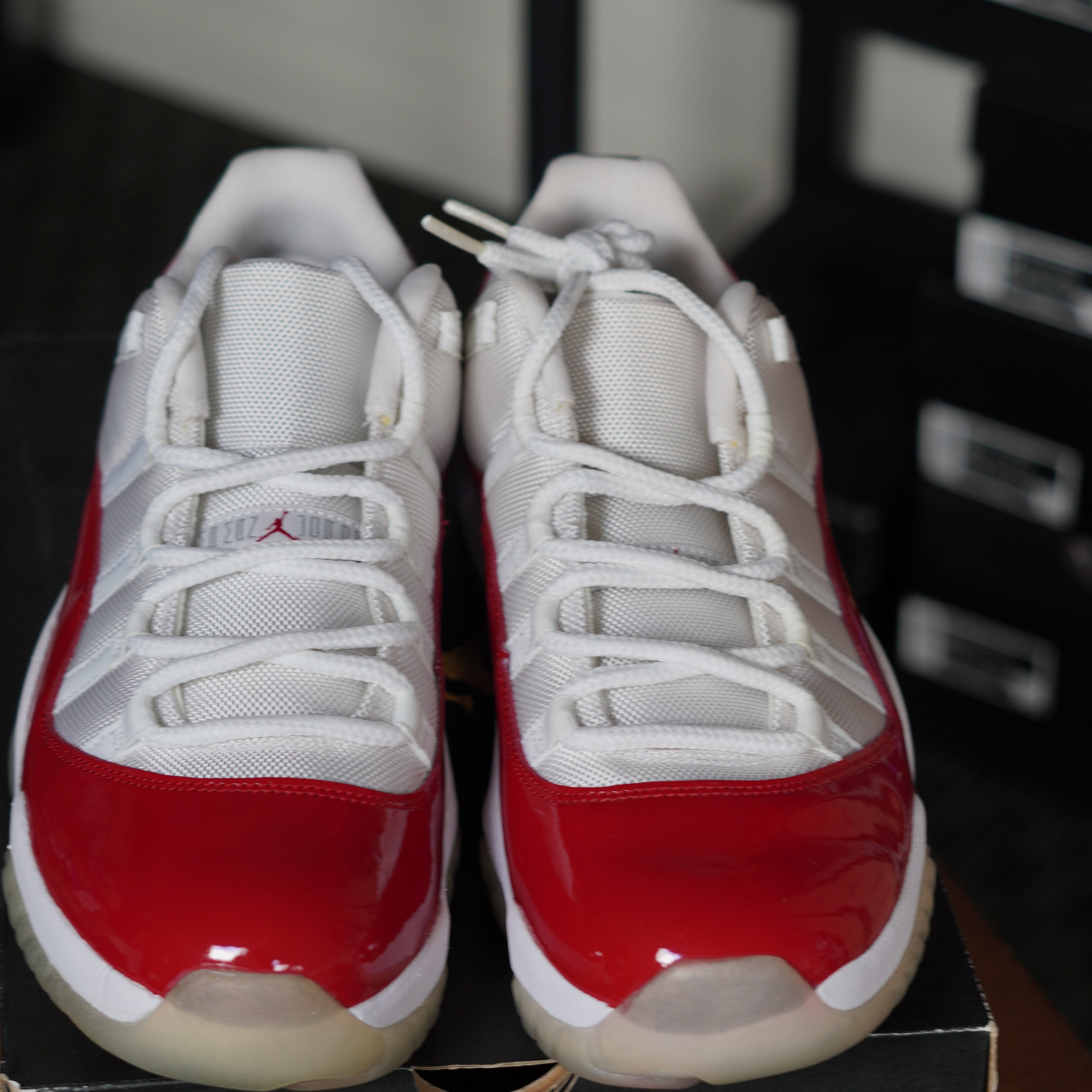 Jordan 11 Retro Low Cherry (2016)