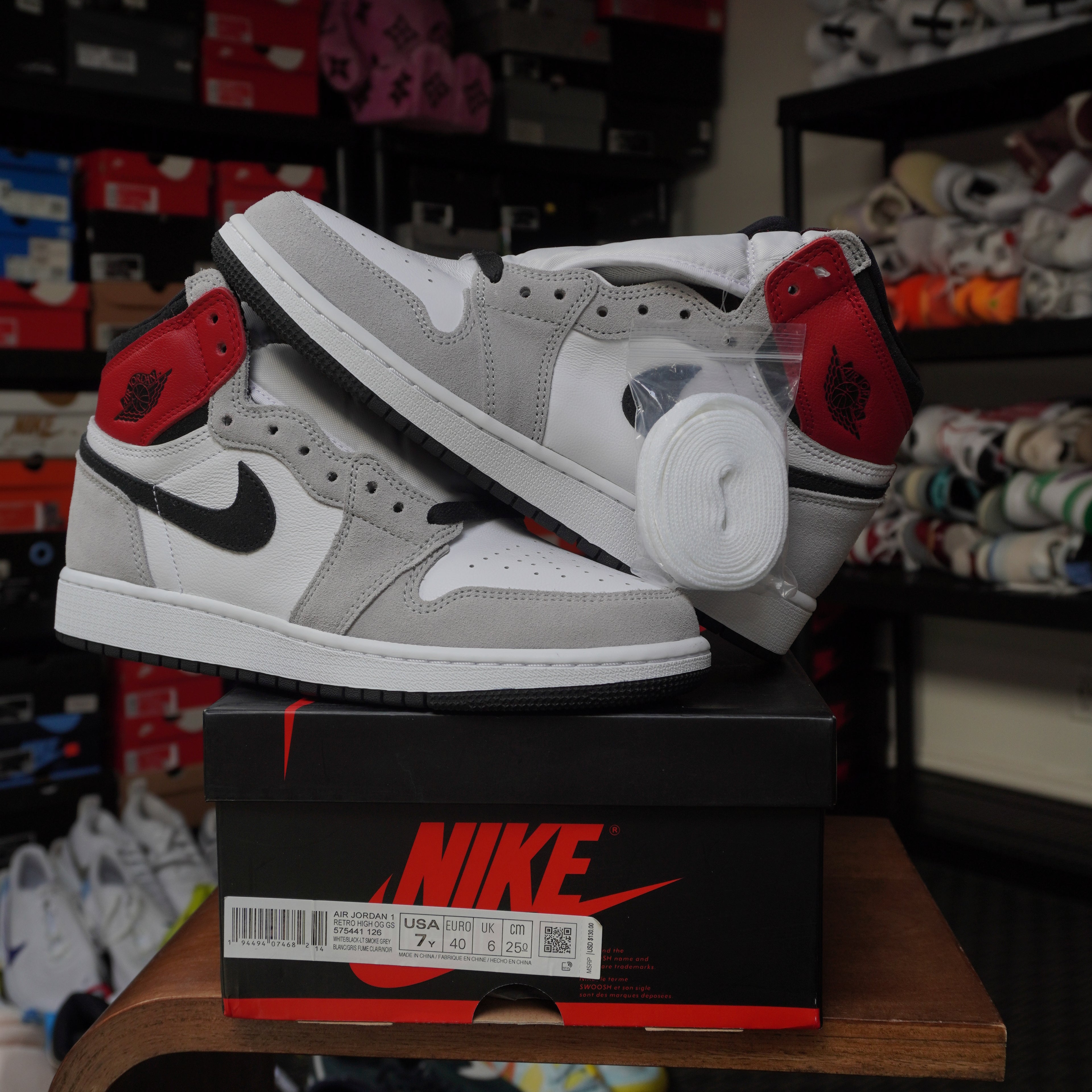 Jordan 1 Retro High Light Smoke Grey (GS)