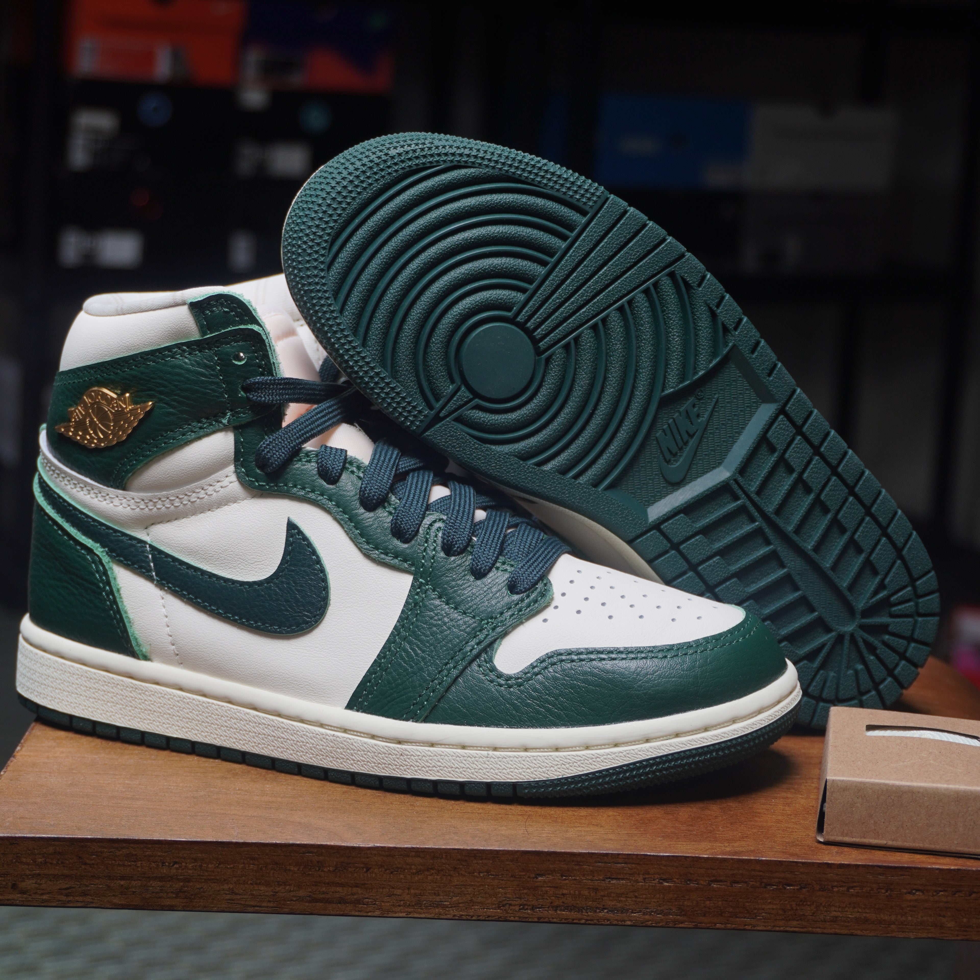 Jordan 1 Retro High Fir Pro Green (Women's)