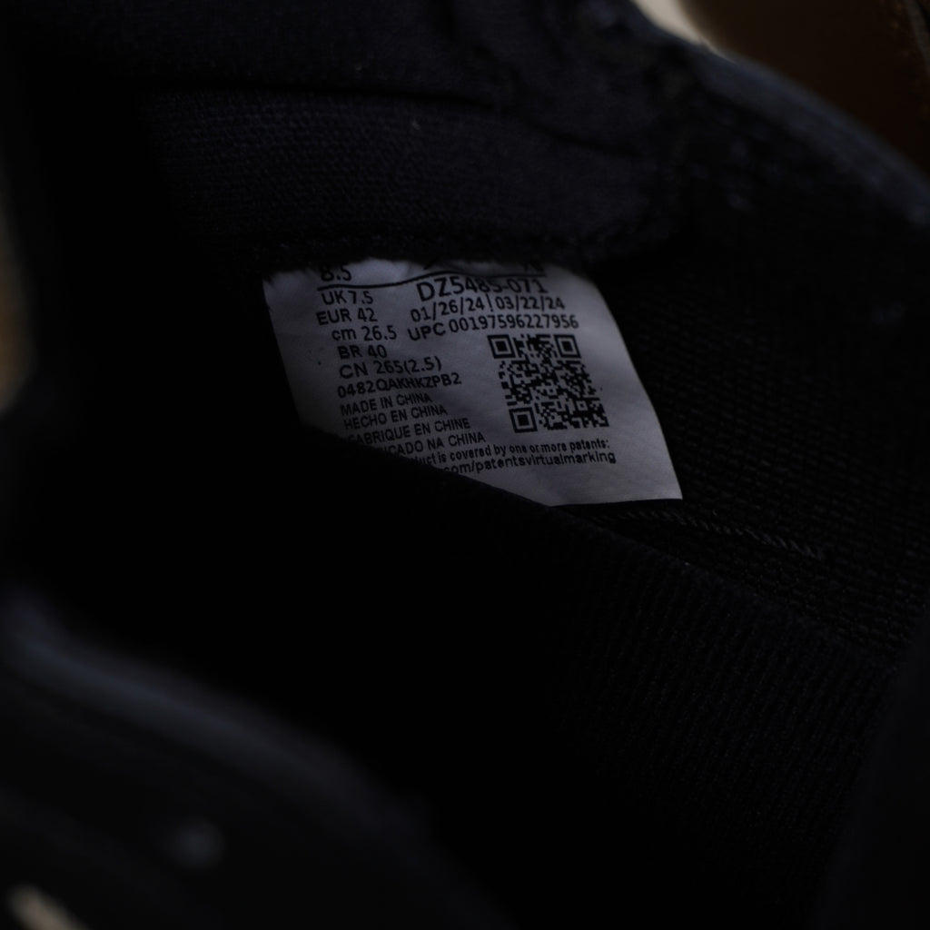 Jordan 1 Retro High OG Black Metallic Gold