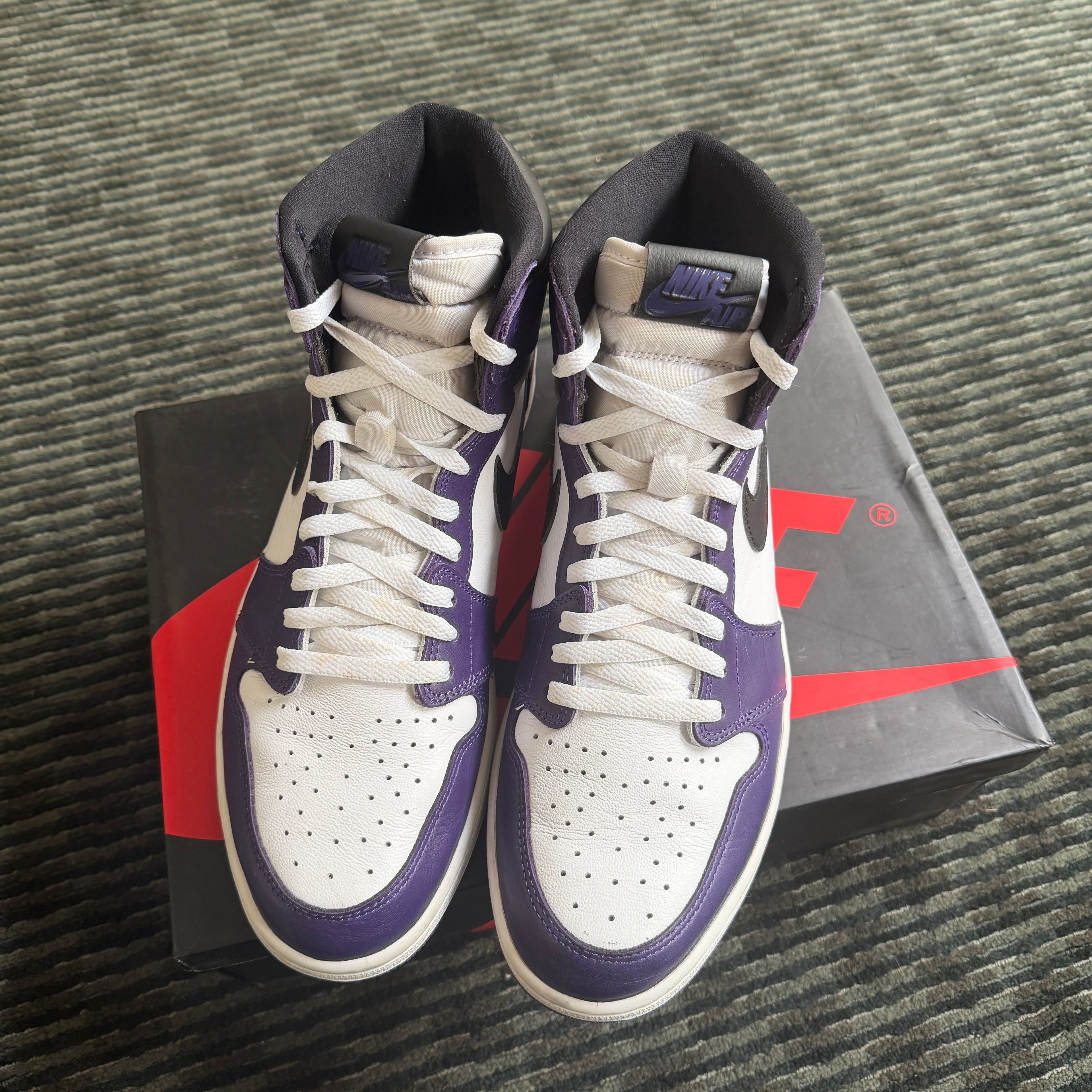 Jordan 1 Retro High Court Purple White
