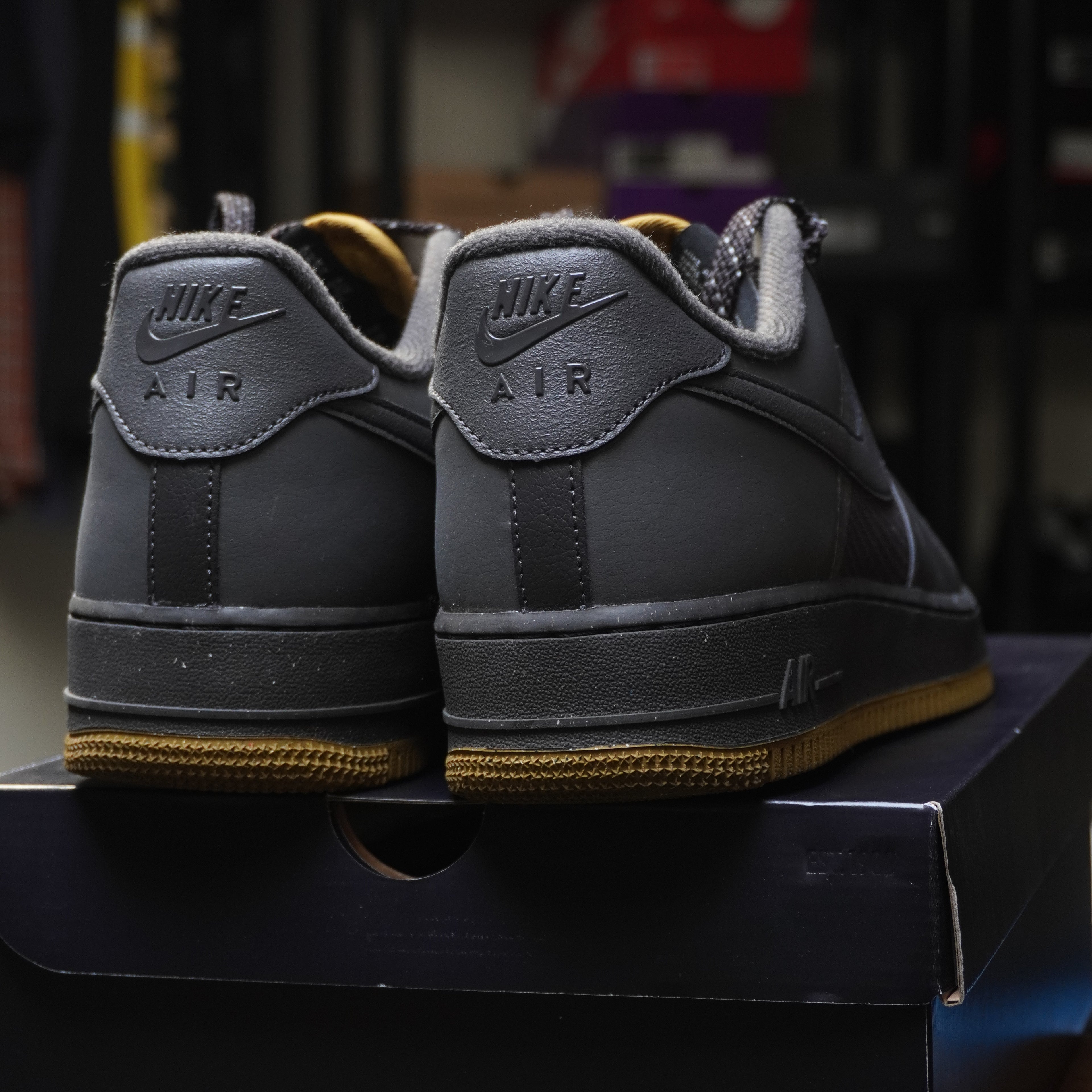 Nike Air Force 1 Low '07 LV8 Winterized Medium Ash