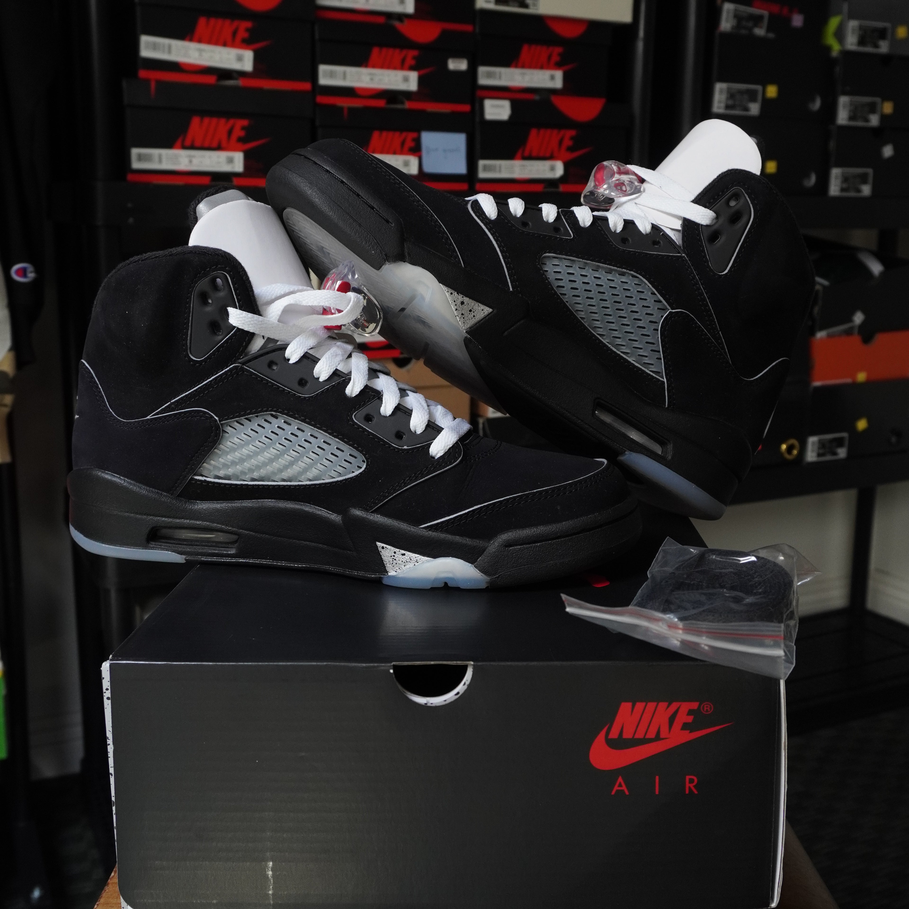 Jordan 5 Retro OG Black Metallic Reimagined