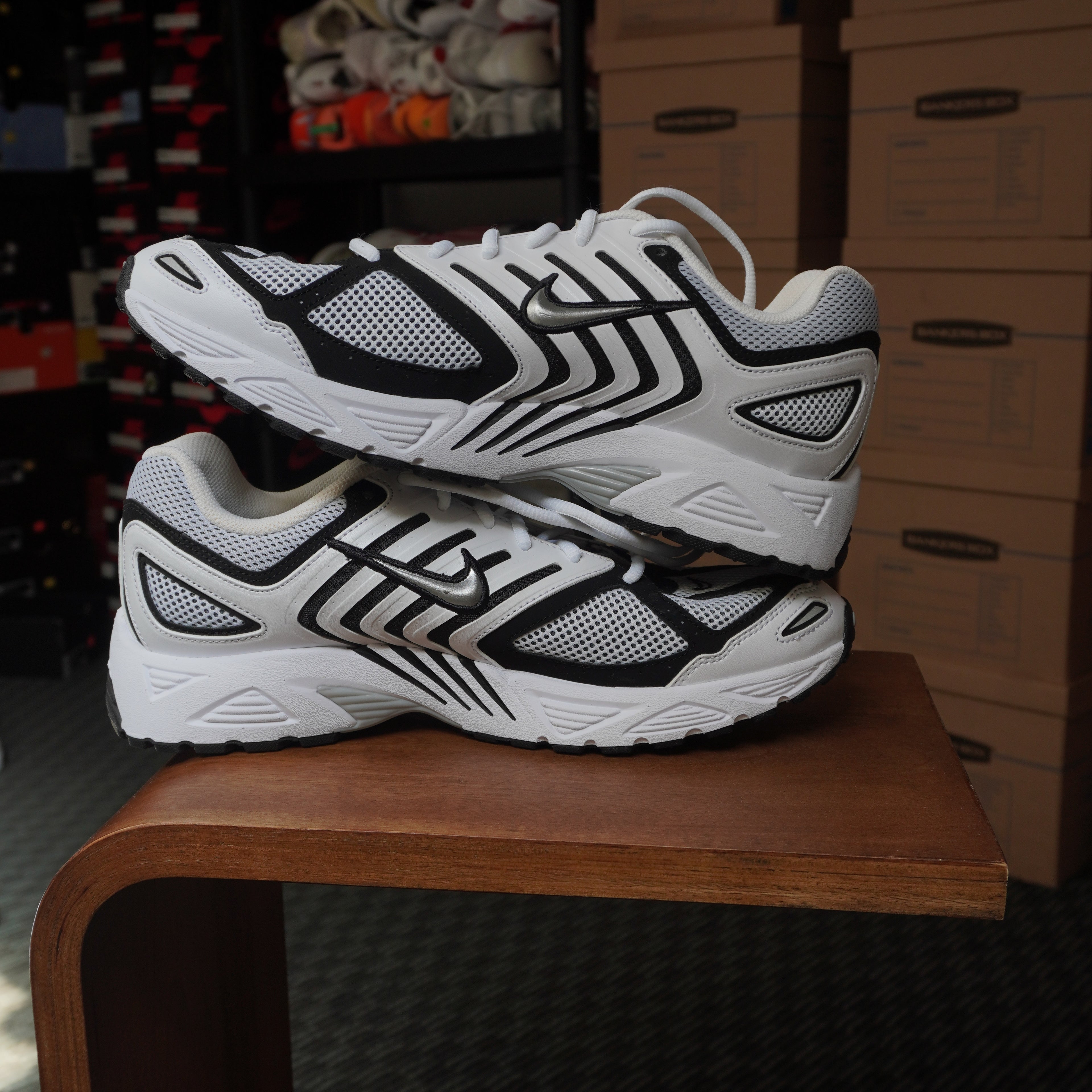 Nike Air Peg 2K5 White Black