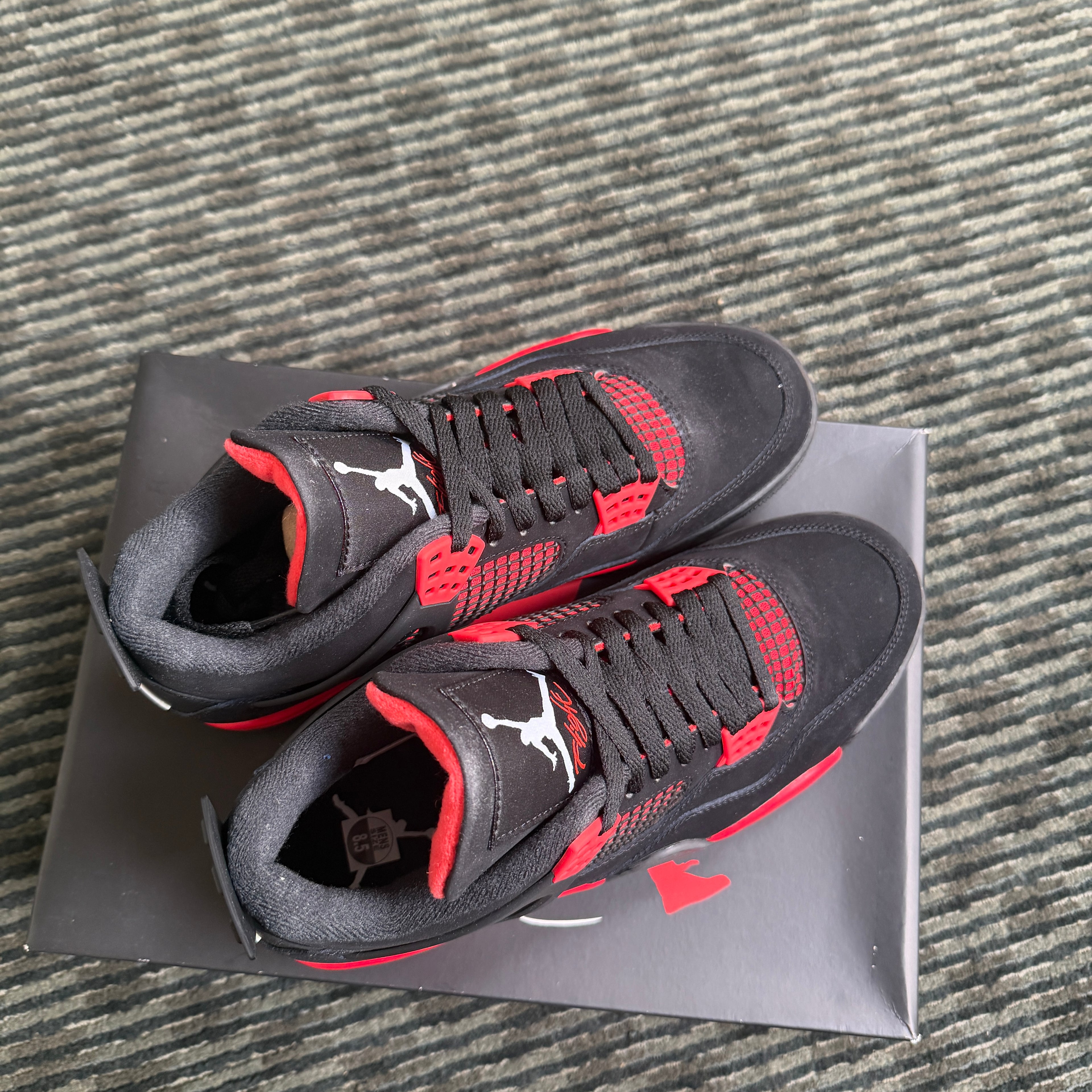 Jordan 4 Retro Red Thunder