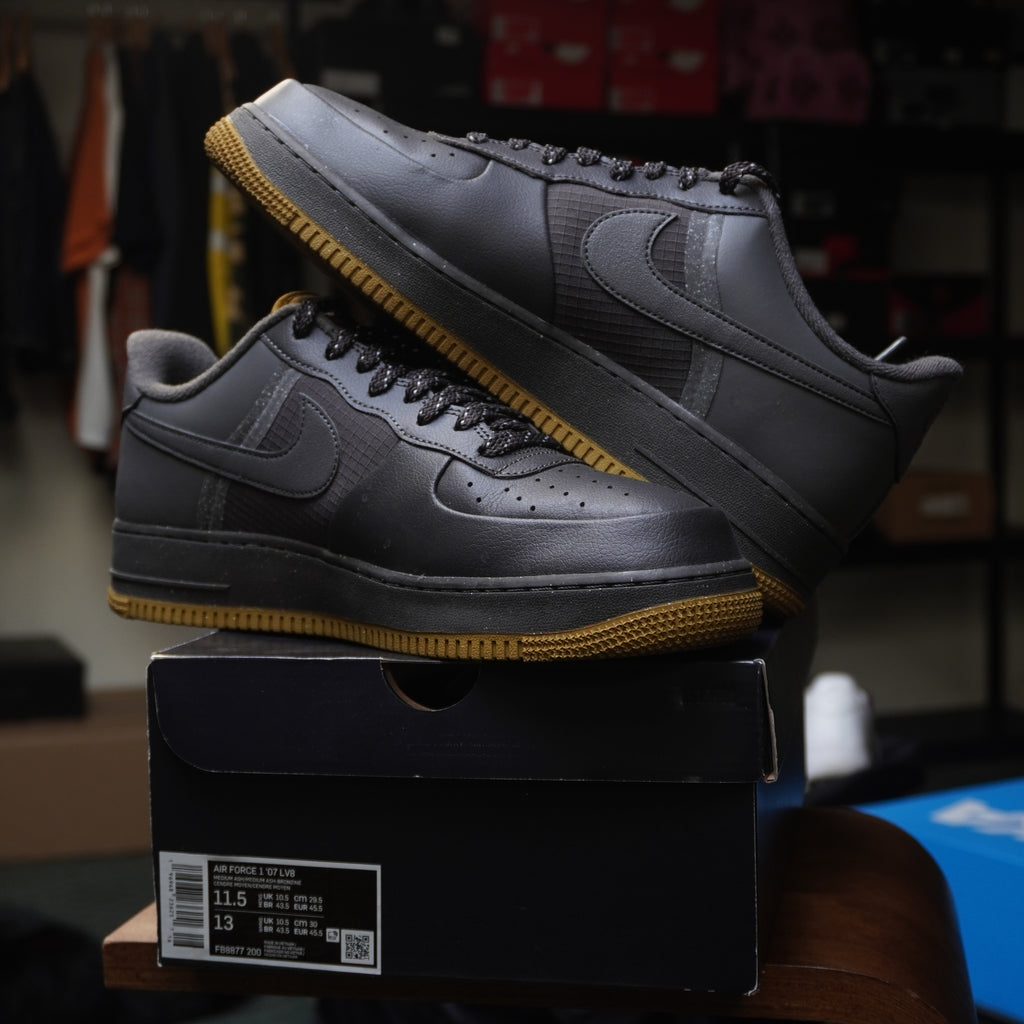 Nike Air Force 1 Low '07 LV8 Winterized Medium Ash