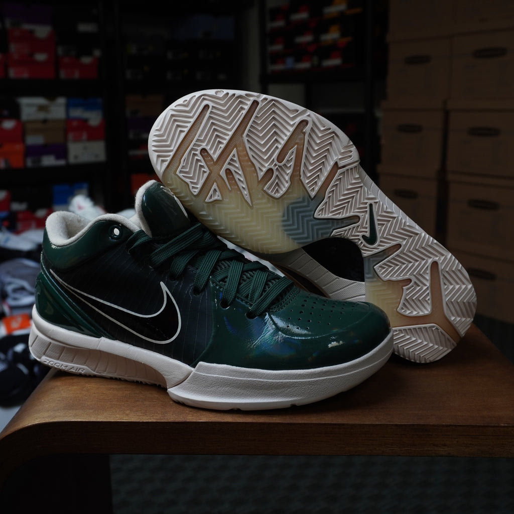 Nike Kobe 4 Protro Undefeated Milwaukee Bucks