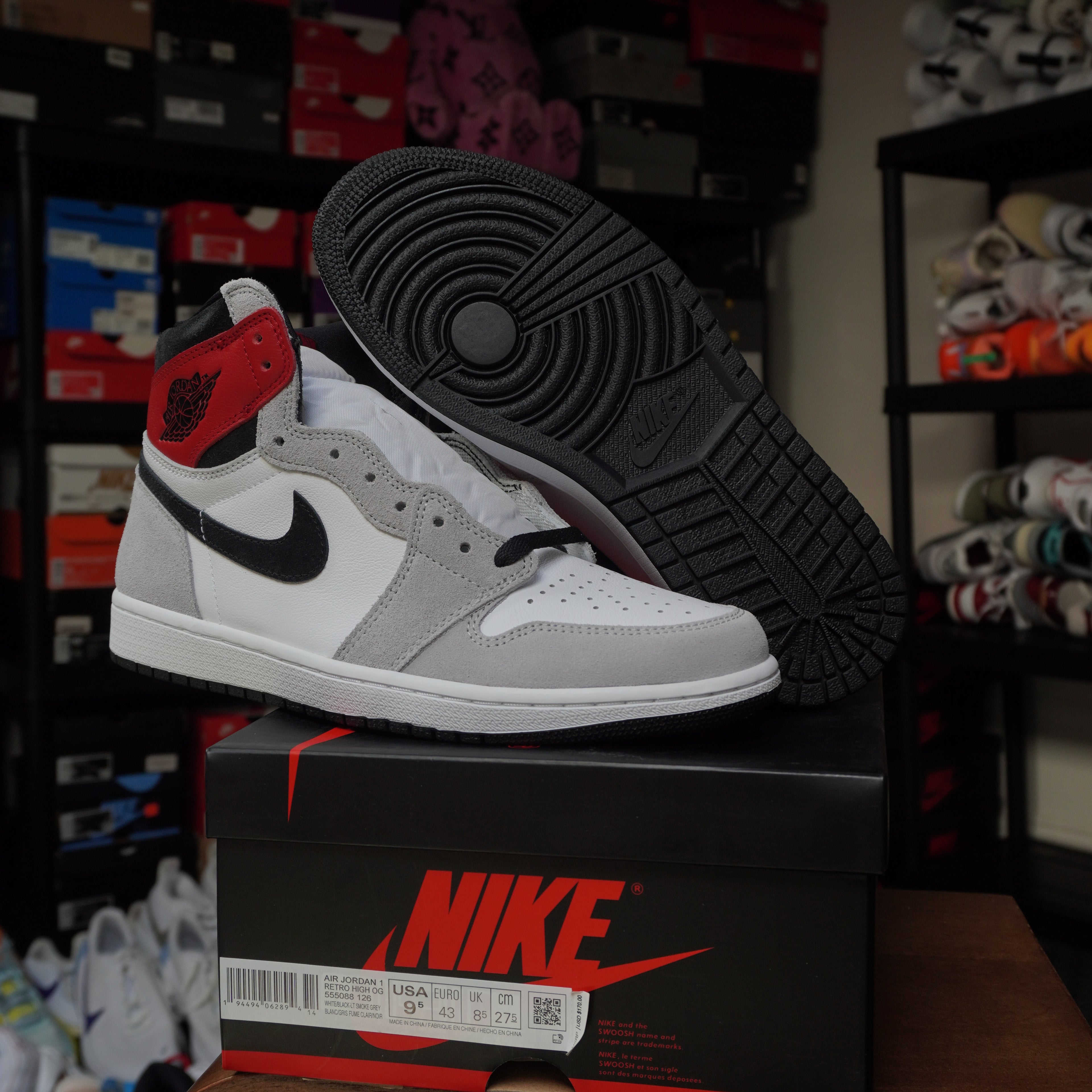 Jordan 1 Retro High Light Smoke Grey