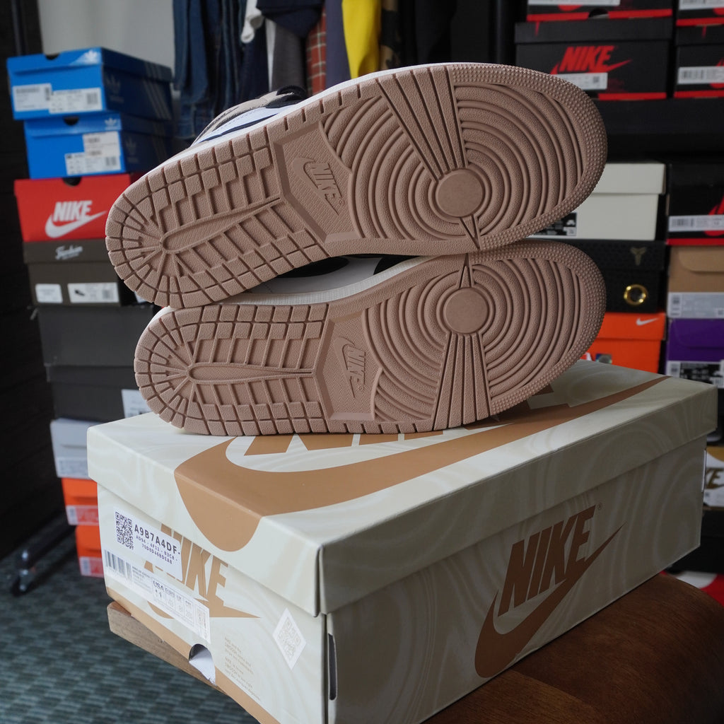Jordan 1 Retro High OG Latte
