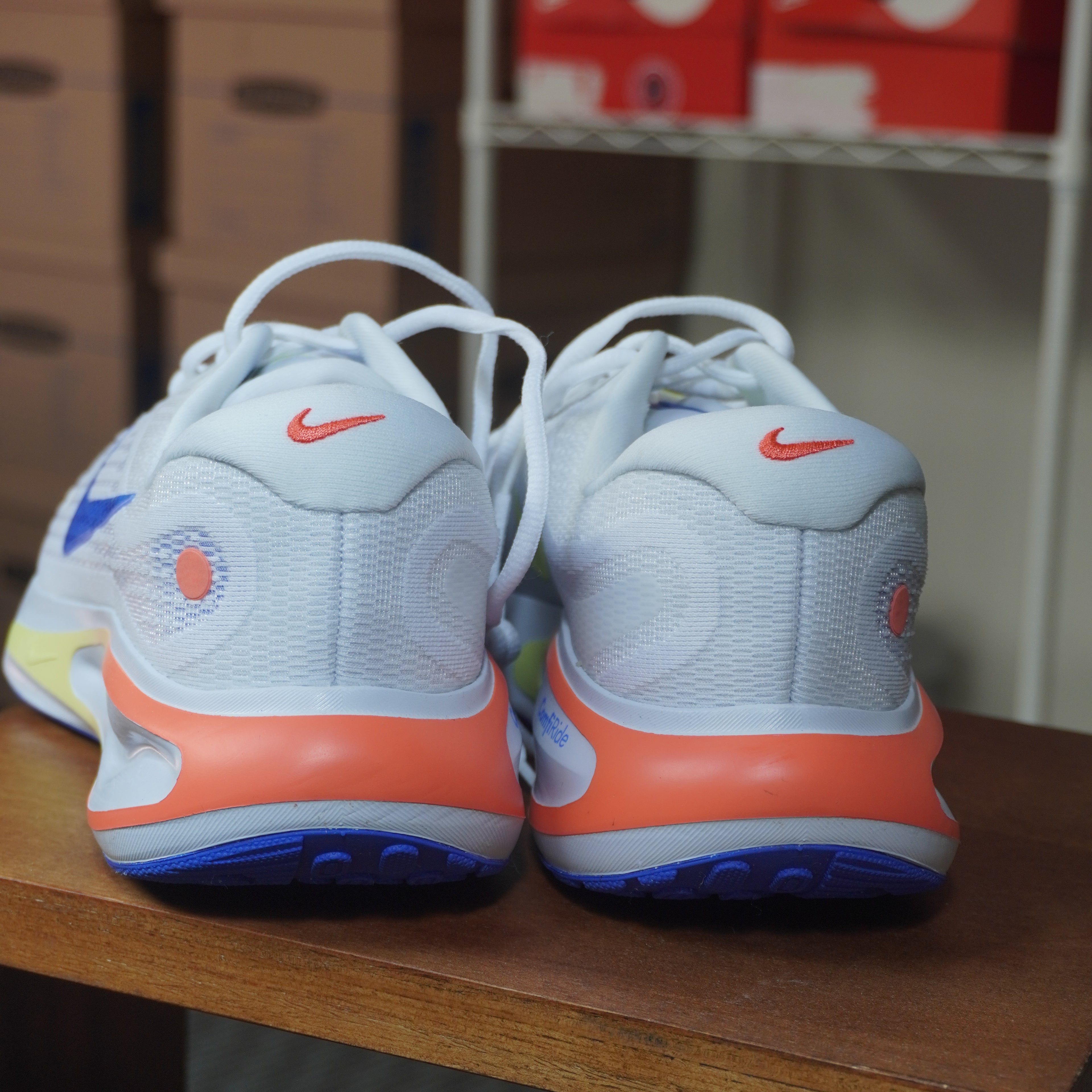 Nike Journey Run Football Grey White Light Wild Mango Racer Blue