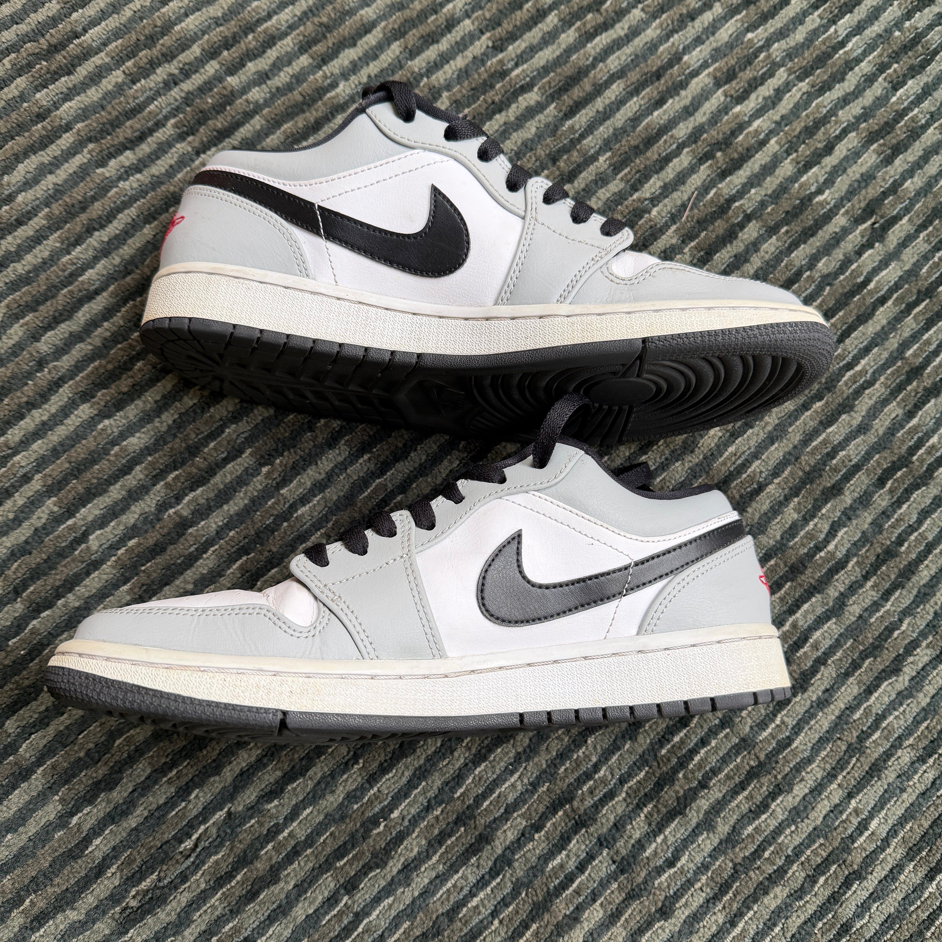 Jordan 1 Low Light Smoke Grey