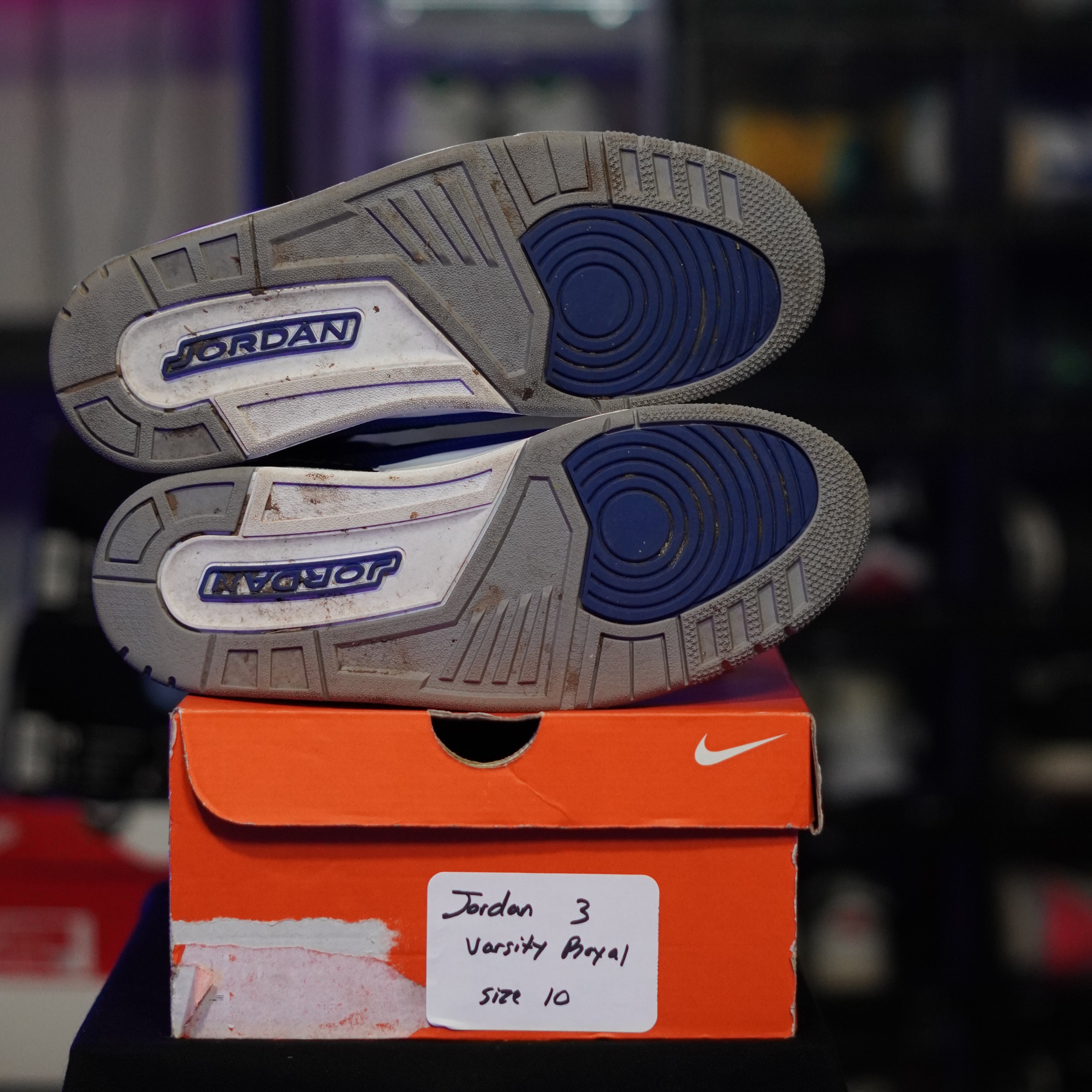 Jordan 3 Retro Varsity Royal Cement