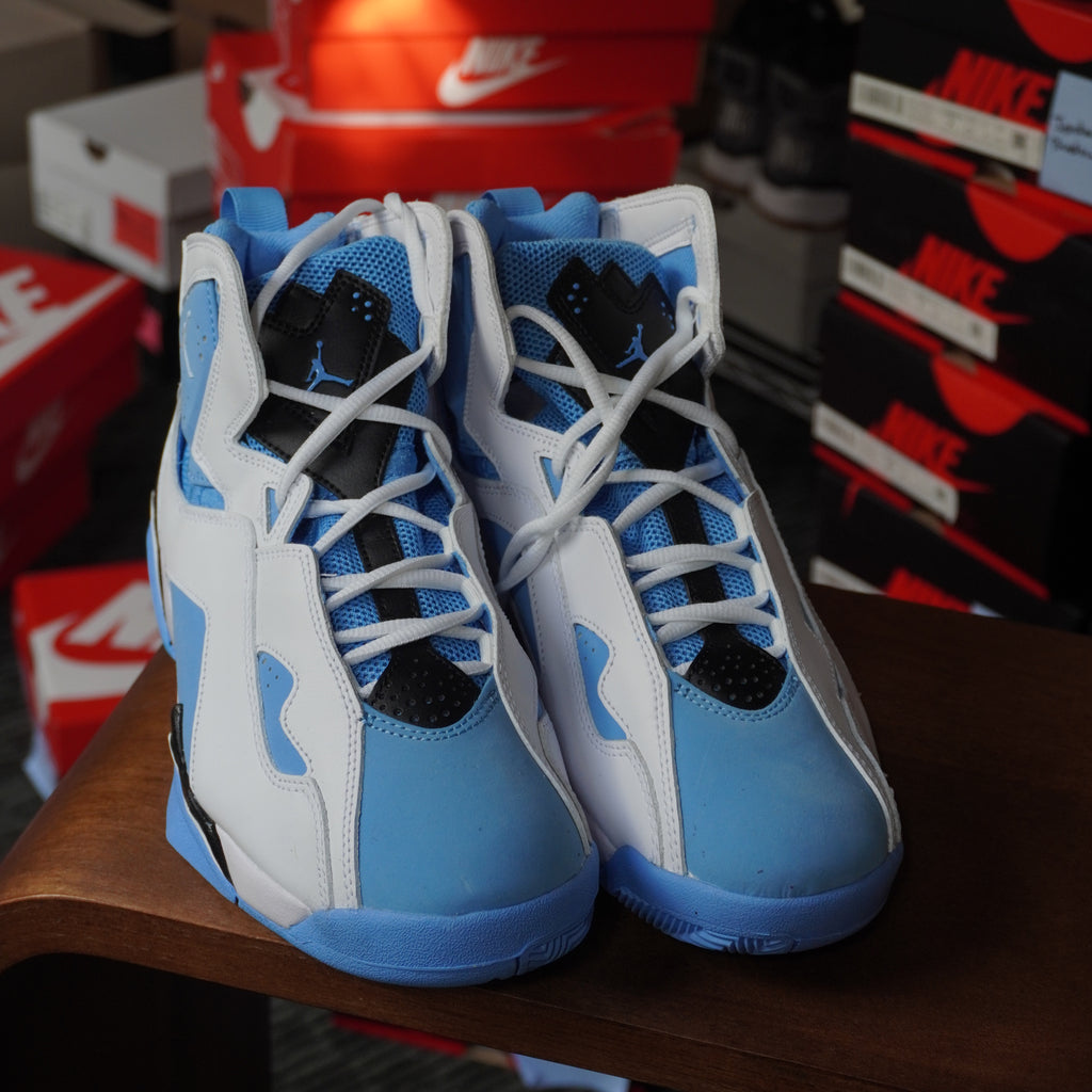 Jordan True Flight UNC