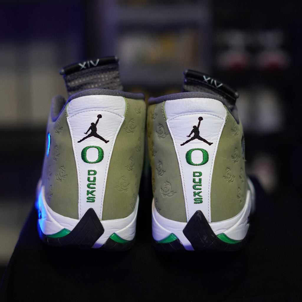 Jordan 14 Retro Oregon Ducks PE Green