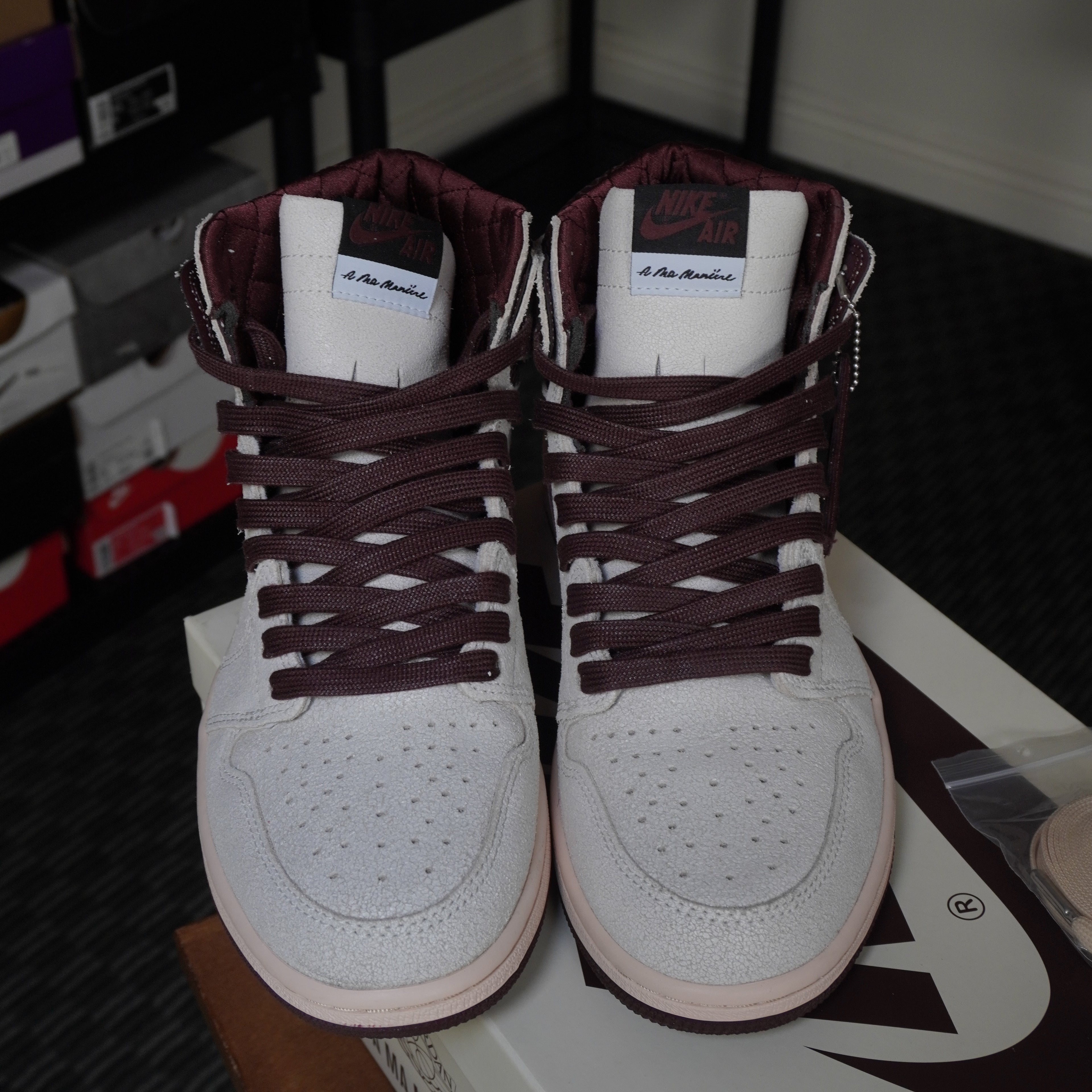Jordan 1 Retro High OG A Ma Maniére