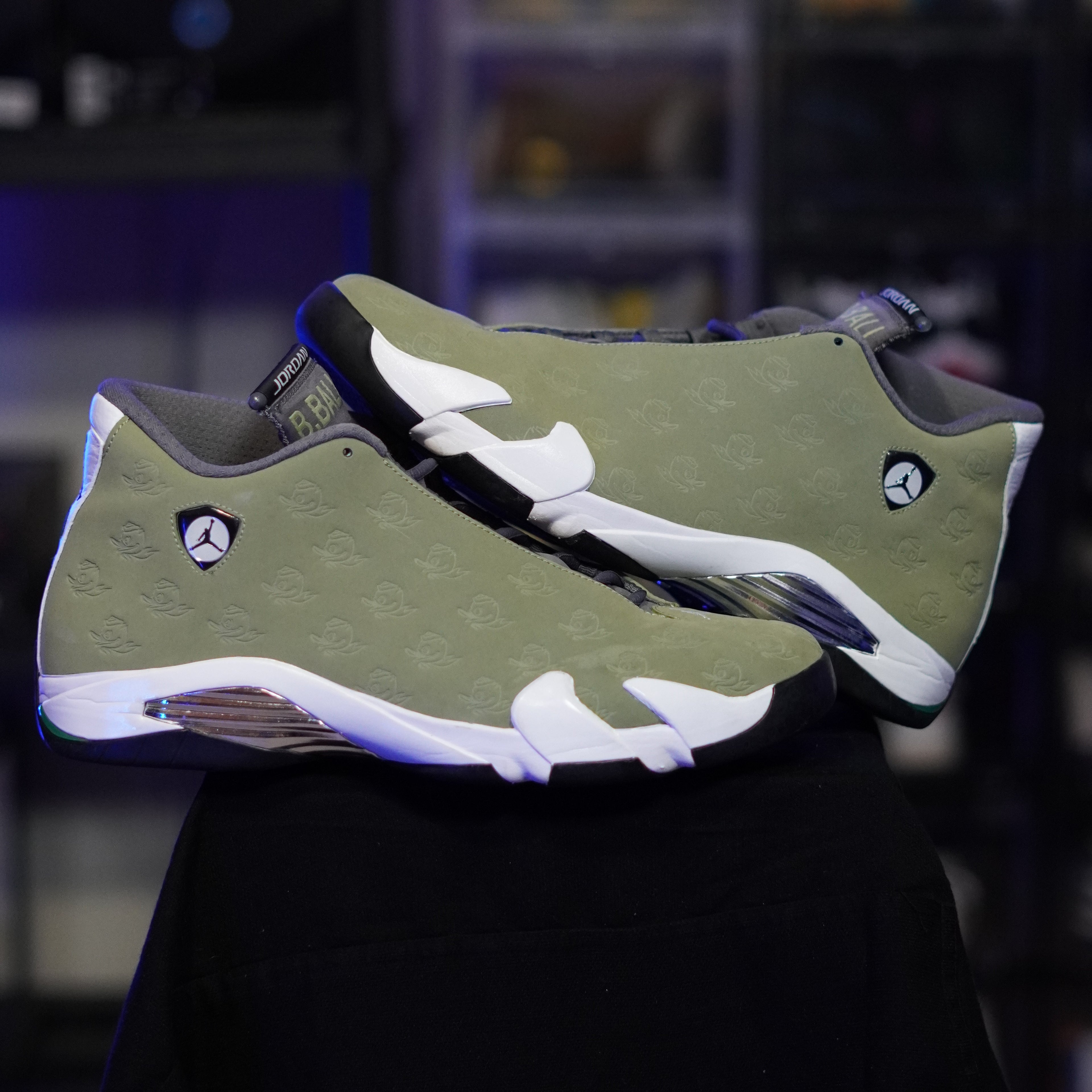 Jordan 14 Retro Oregon Ducks PE Green