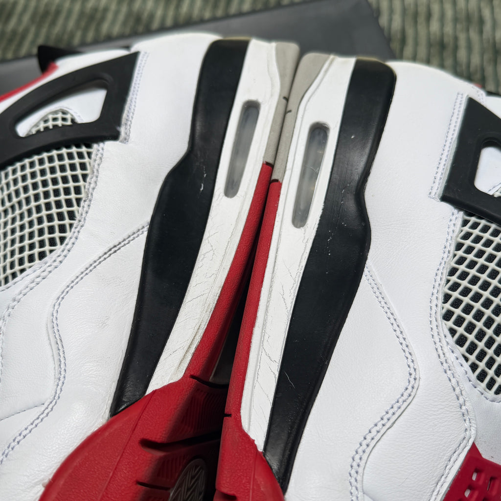 Jordan 4 Retro Fire Red (2020)