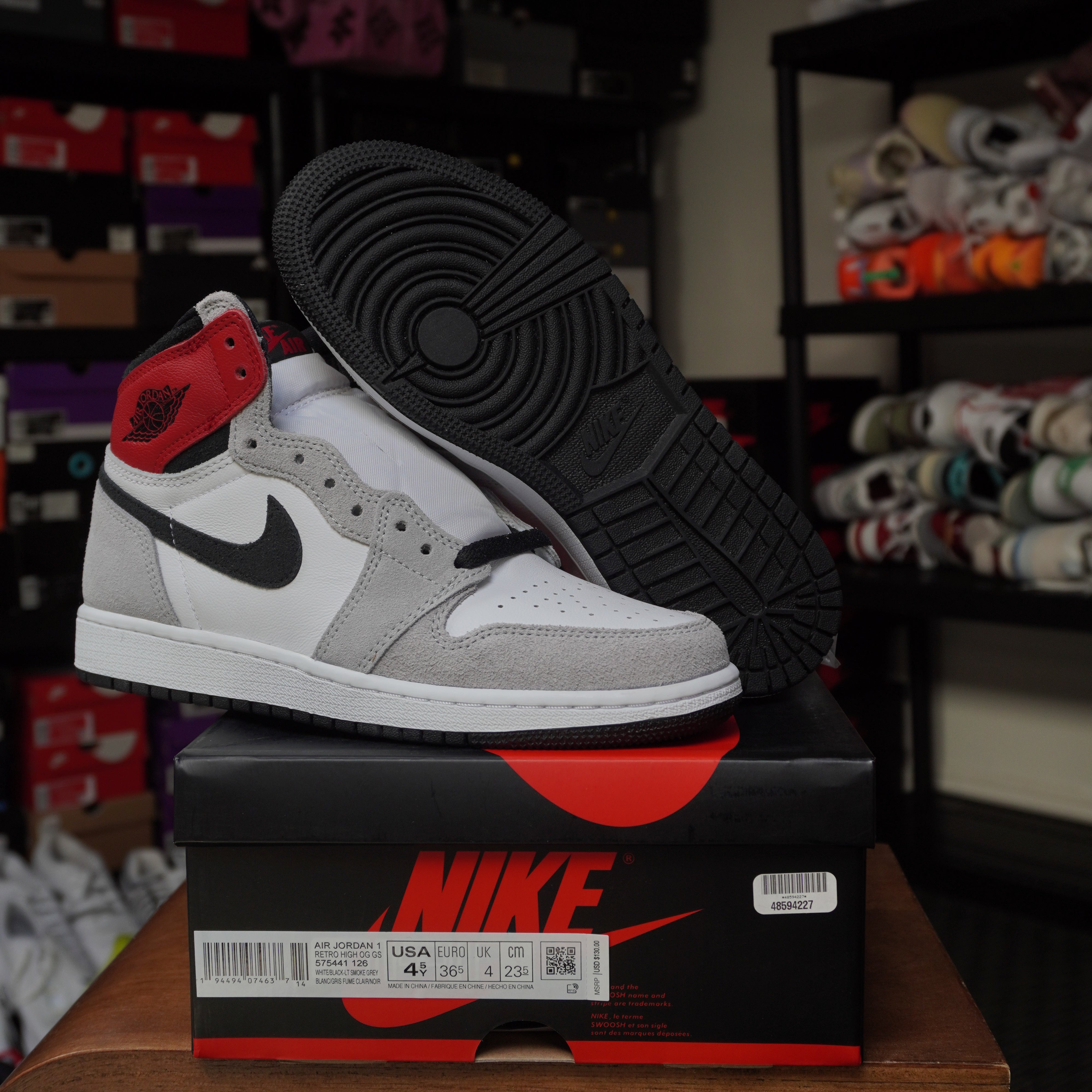 Air Jordan 1 Retro High Light Smoke Grey GS – Sneakorhead